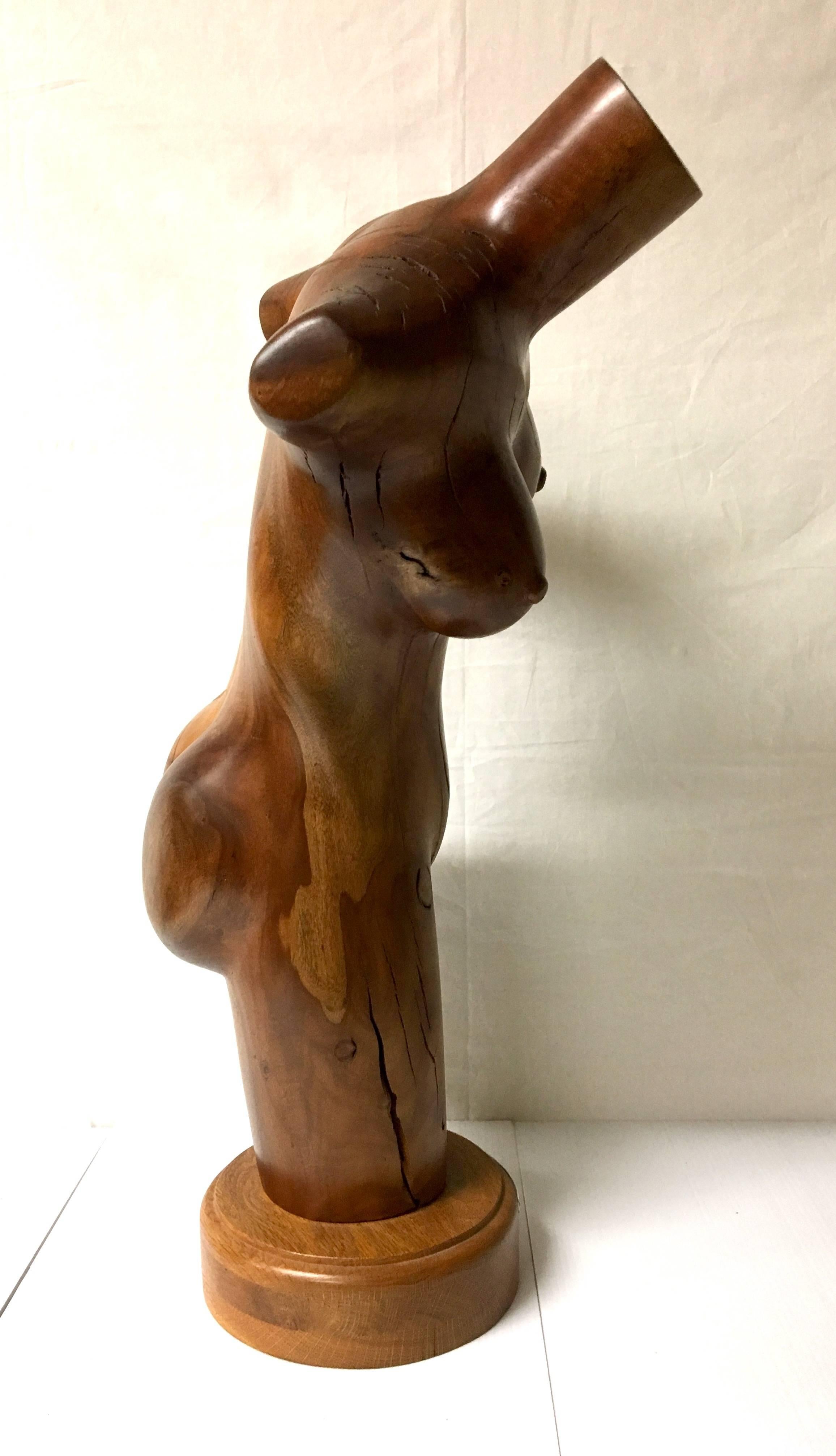Großer nackter weiblicher Torso Skulptur handgeschnitzt in Holz von kalifornischem Künstler (20. Jahrhundert) im Angebot