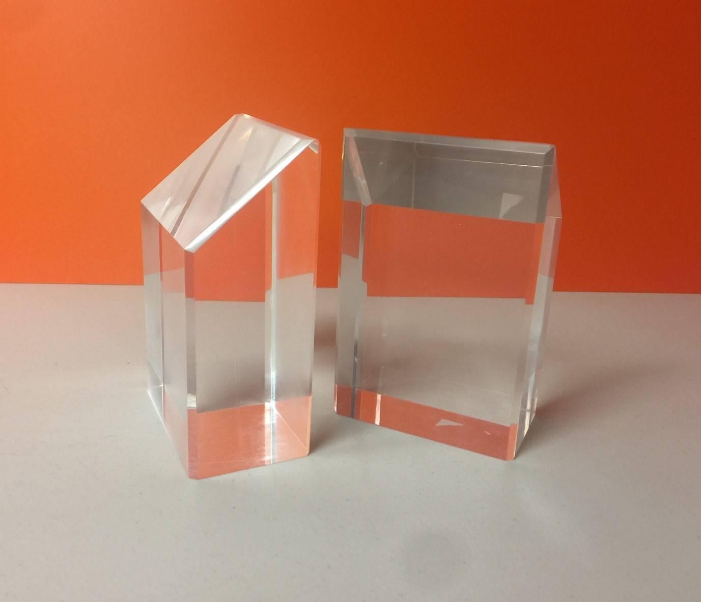 Mid-Century Modern Pair of Midcentury Lucite Bookends
