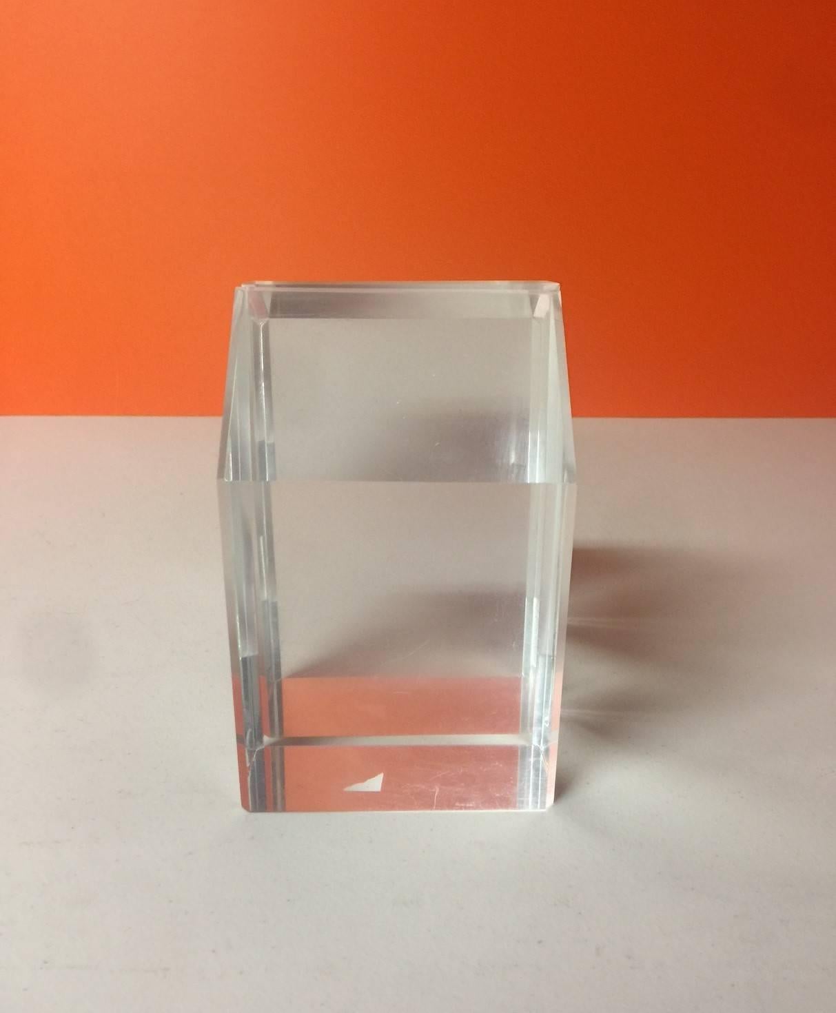 Pair of Midcentury Lucite Bookends In Good Condition In San Diego, CA