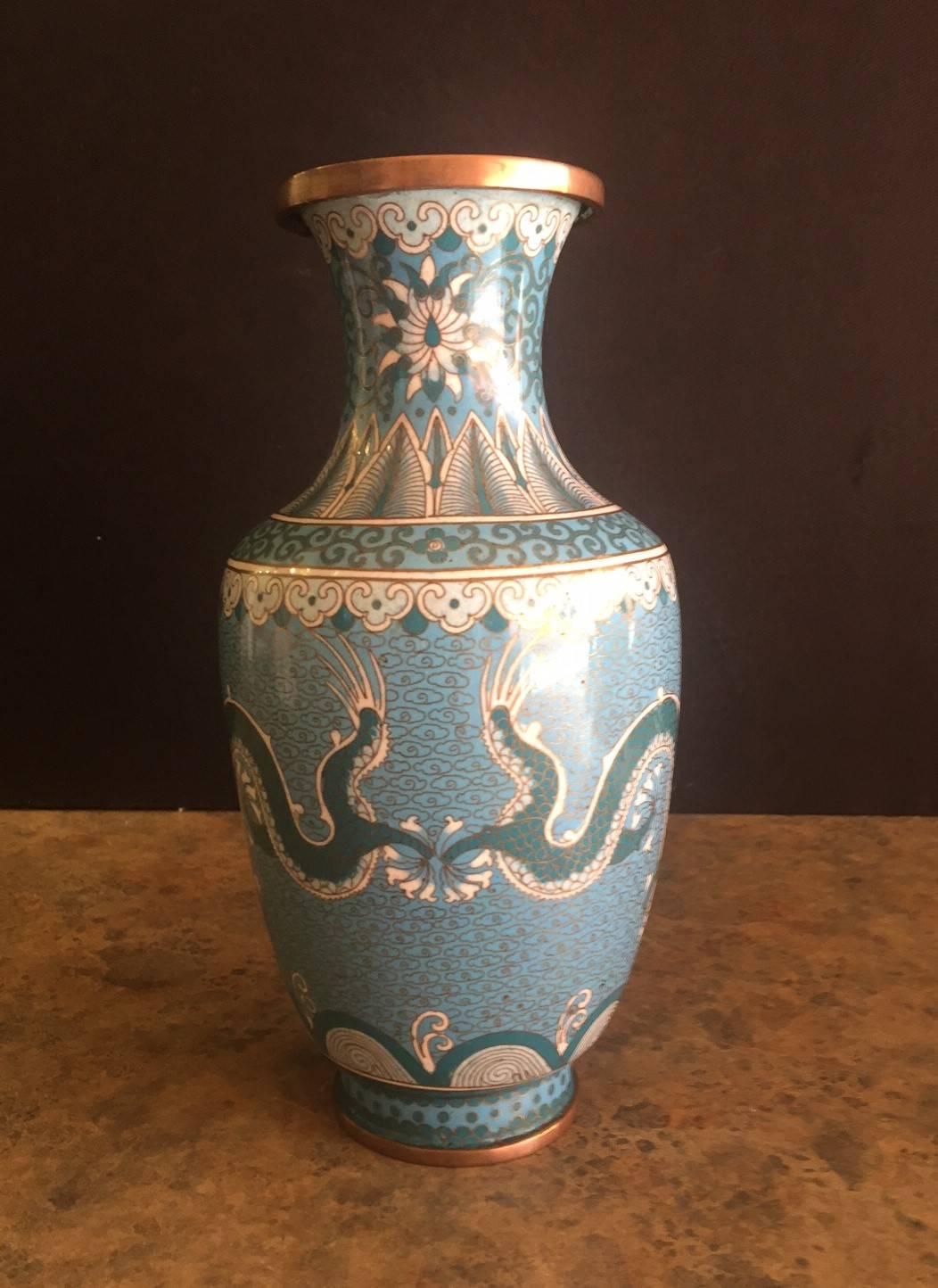 Chinese Five-Tied Emperor Cloisonne Vase from the Republic Period In Good Condition For Sale In San Diego, CA