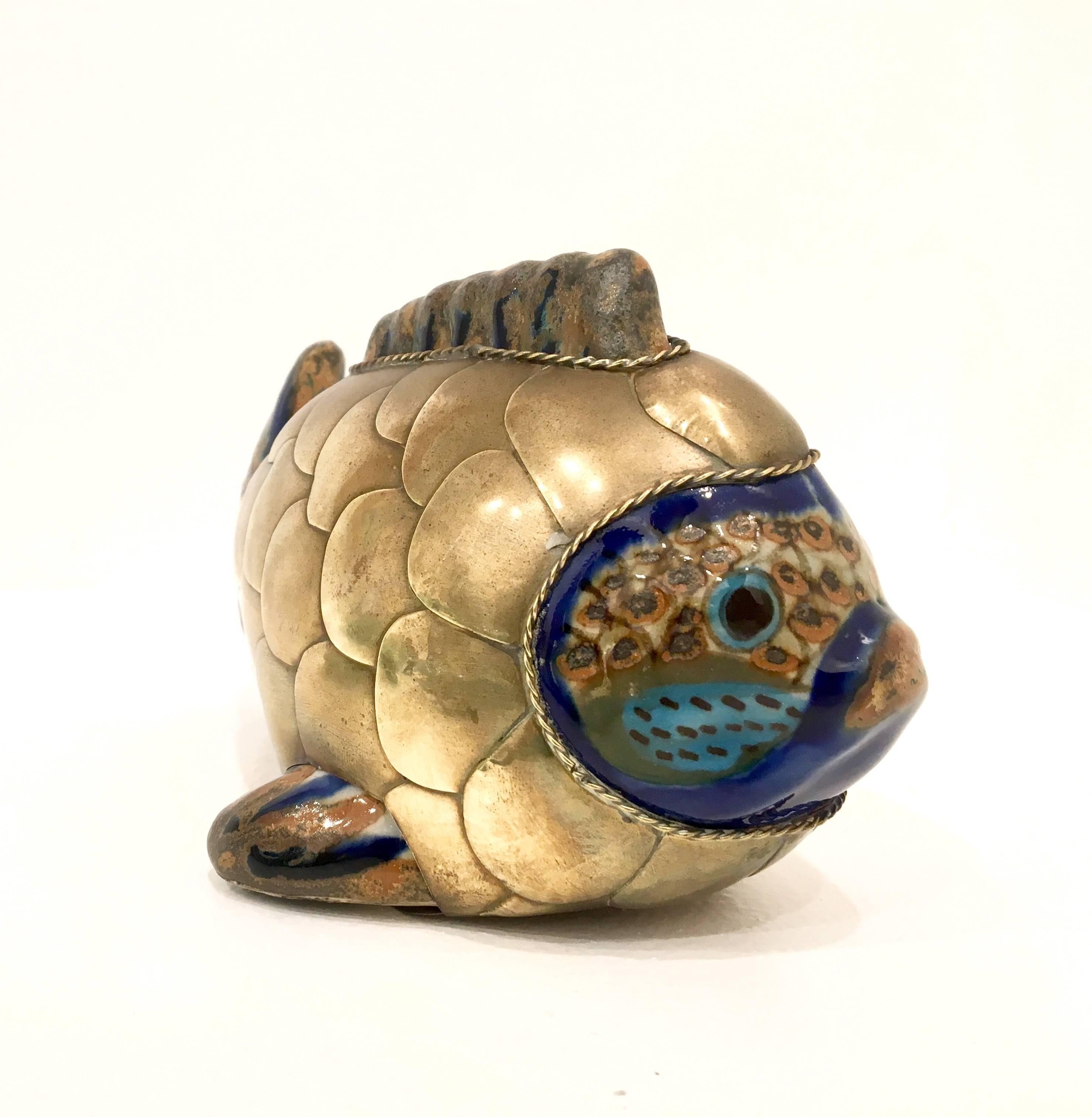 Hollywood Regency Petite Fish Sculpture in Brass and Ceramic Attributed to Sergio Bustamante