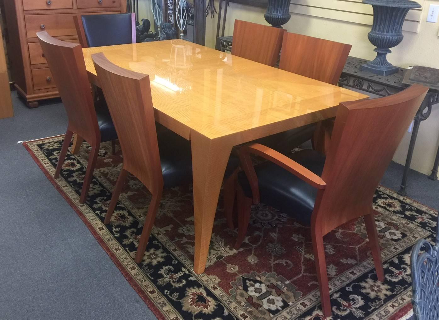 Aldabhra Dining Table and Chairs by Dakota Jackson In Excellent Condition In San Diego, CA