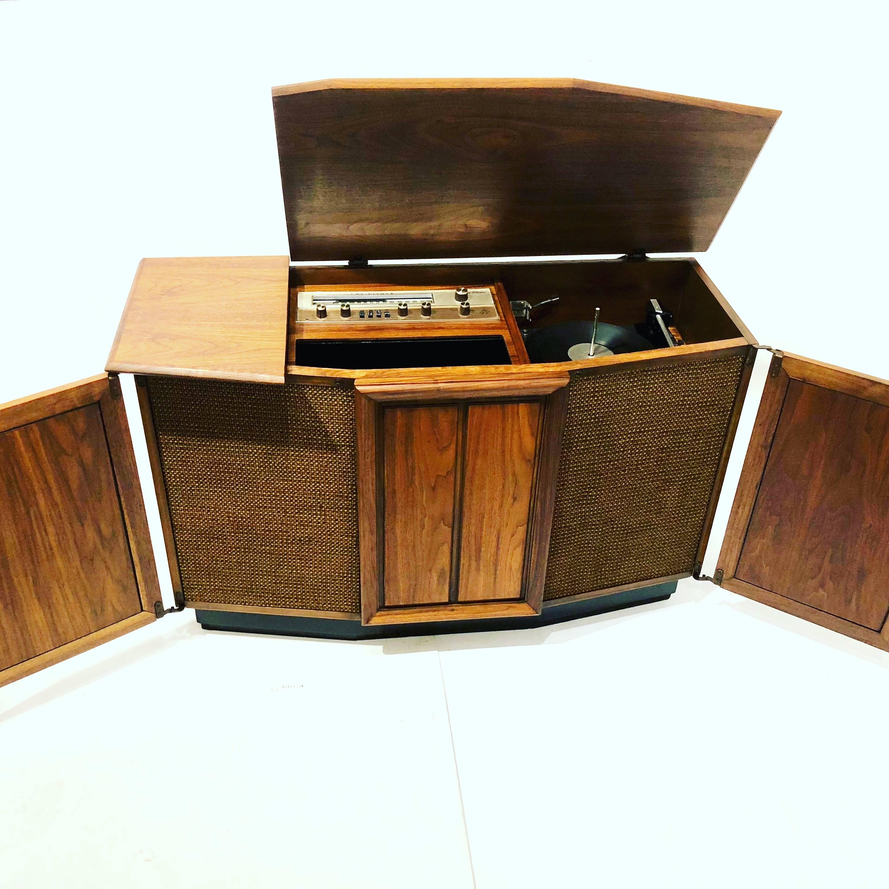 Striking Small American Midcentury Walnut Console Stereo Cabinet by The Fisher 1