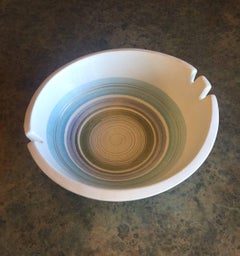 Cenicero Atomic California Pottery de mediados de siglo por Sascha Brastoff