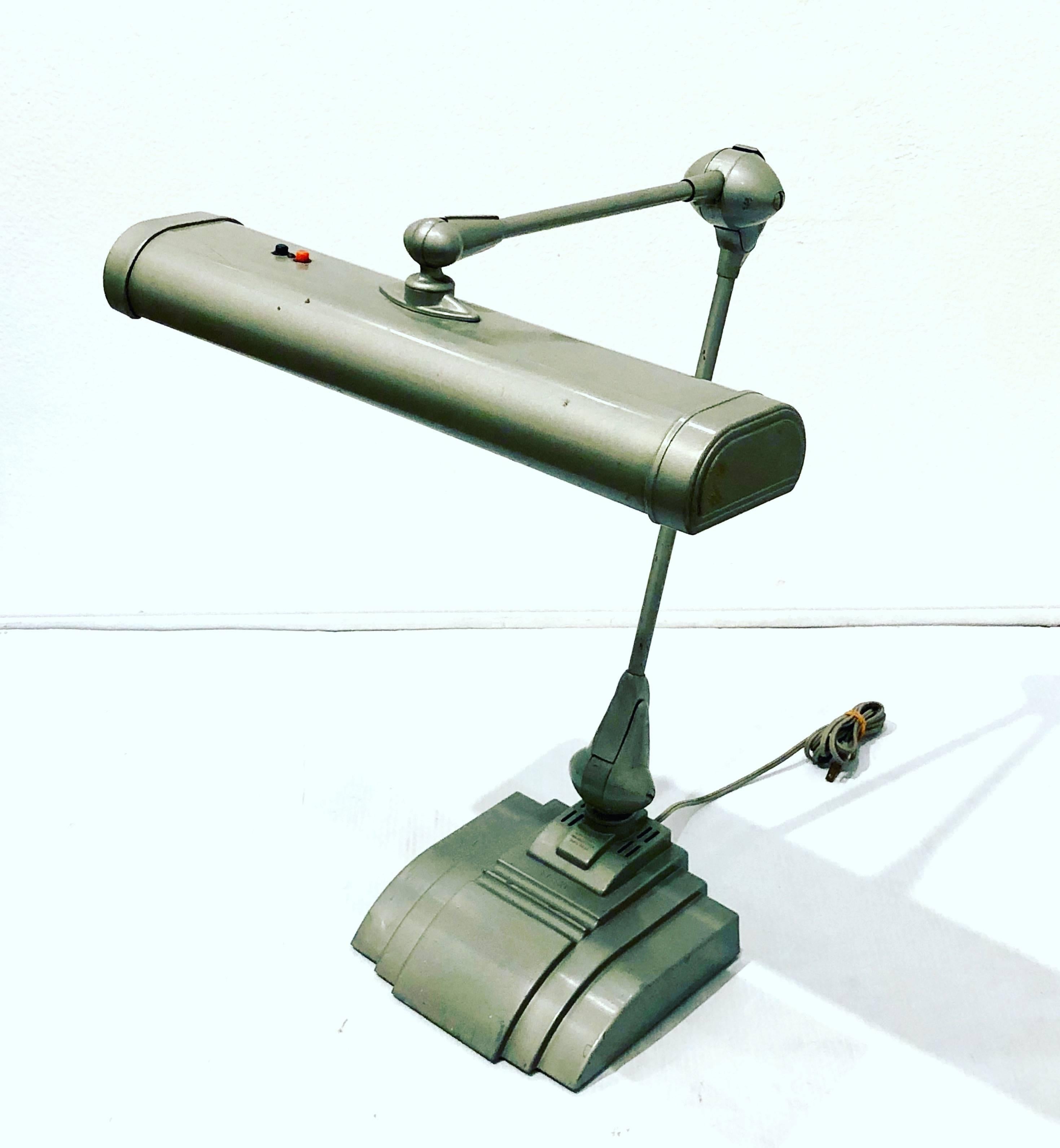 20th Century Articulated Art Deco Architects Desk Multidirectional Lamp by Flexo
