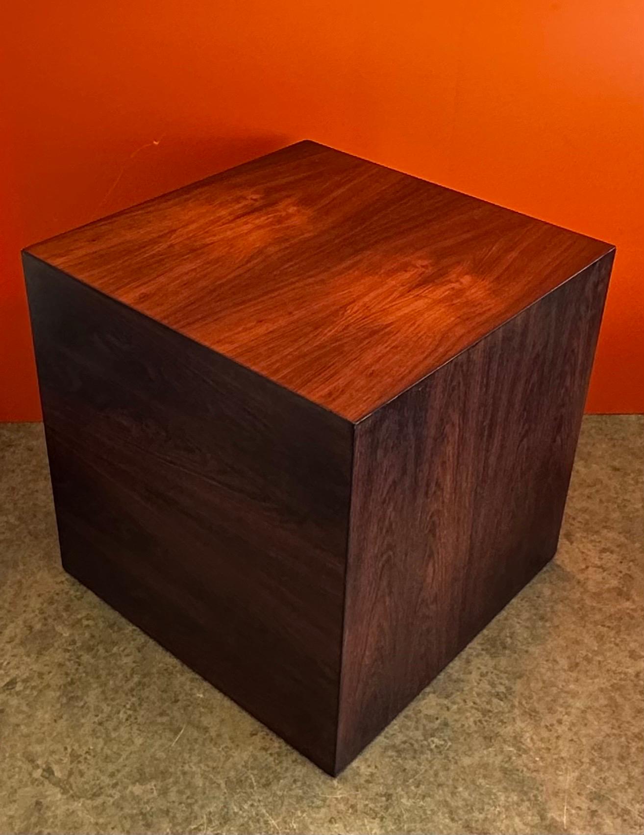 Danish Modern Rosewood Cube Side Table For Sale 1
