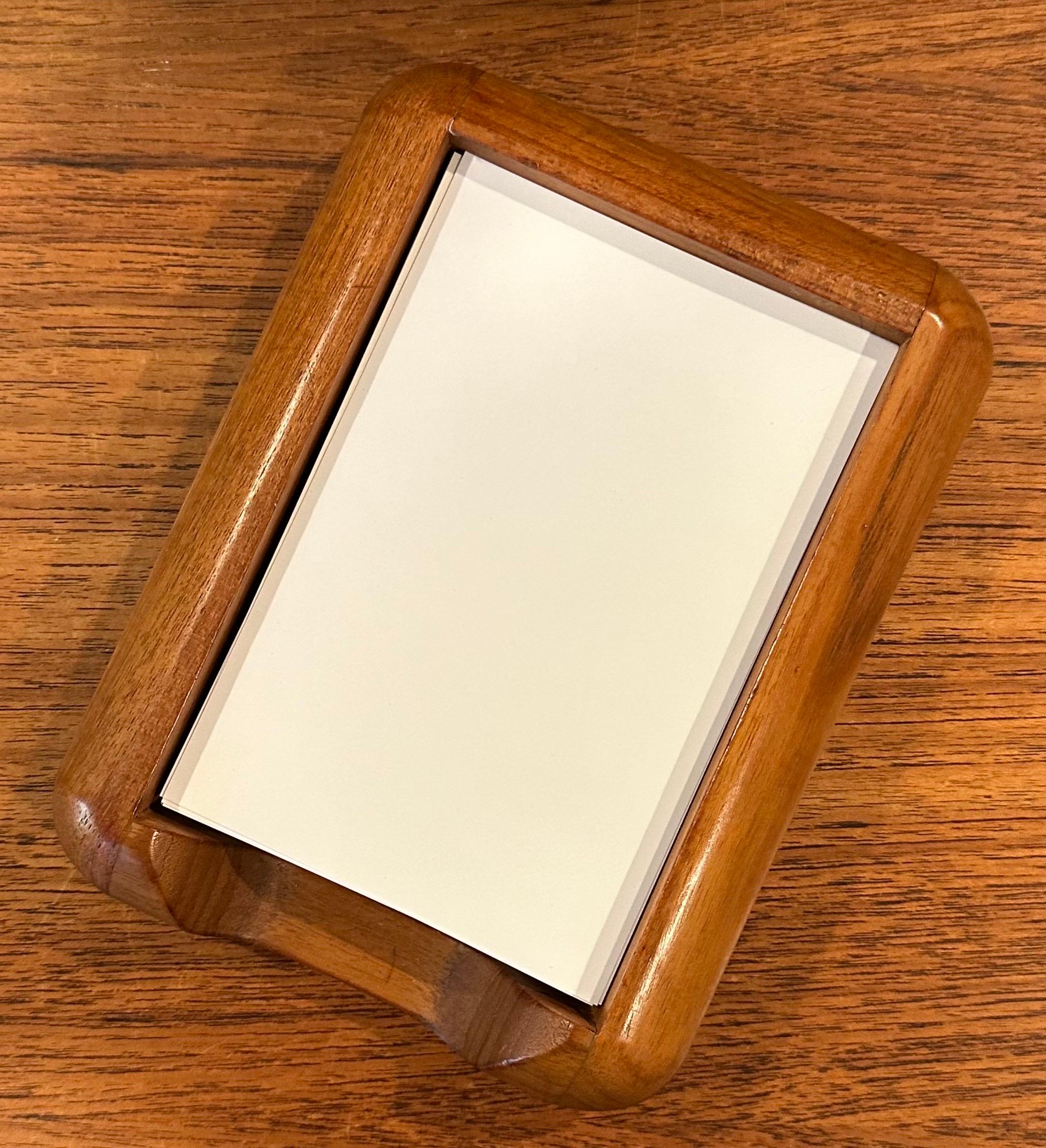 Set di scrivanie moderne danesi in teak in vendita 4
