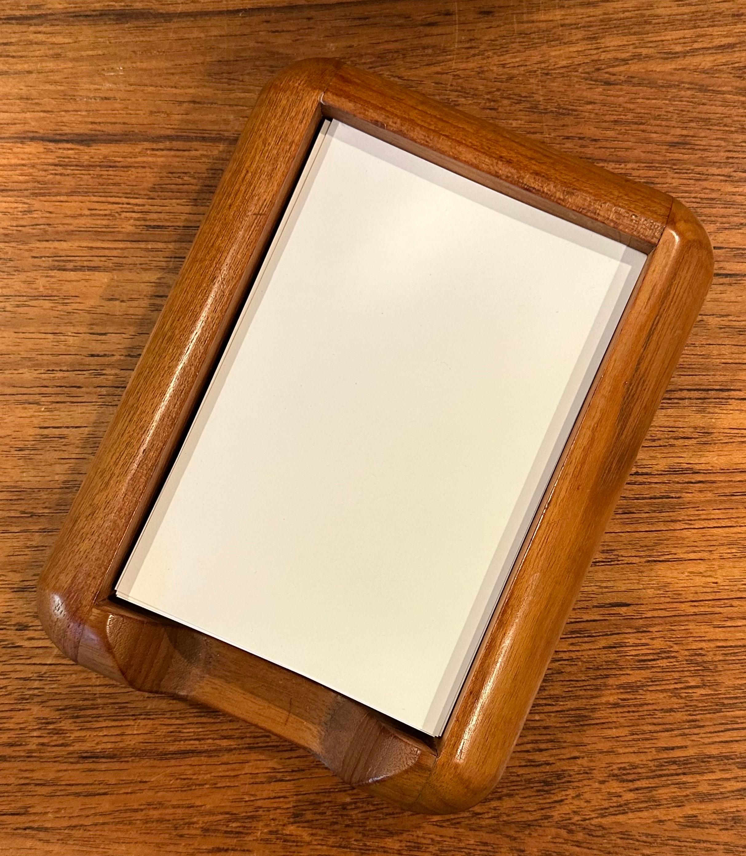 Set di scrivanie moderne danesi in teak in vendita 5