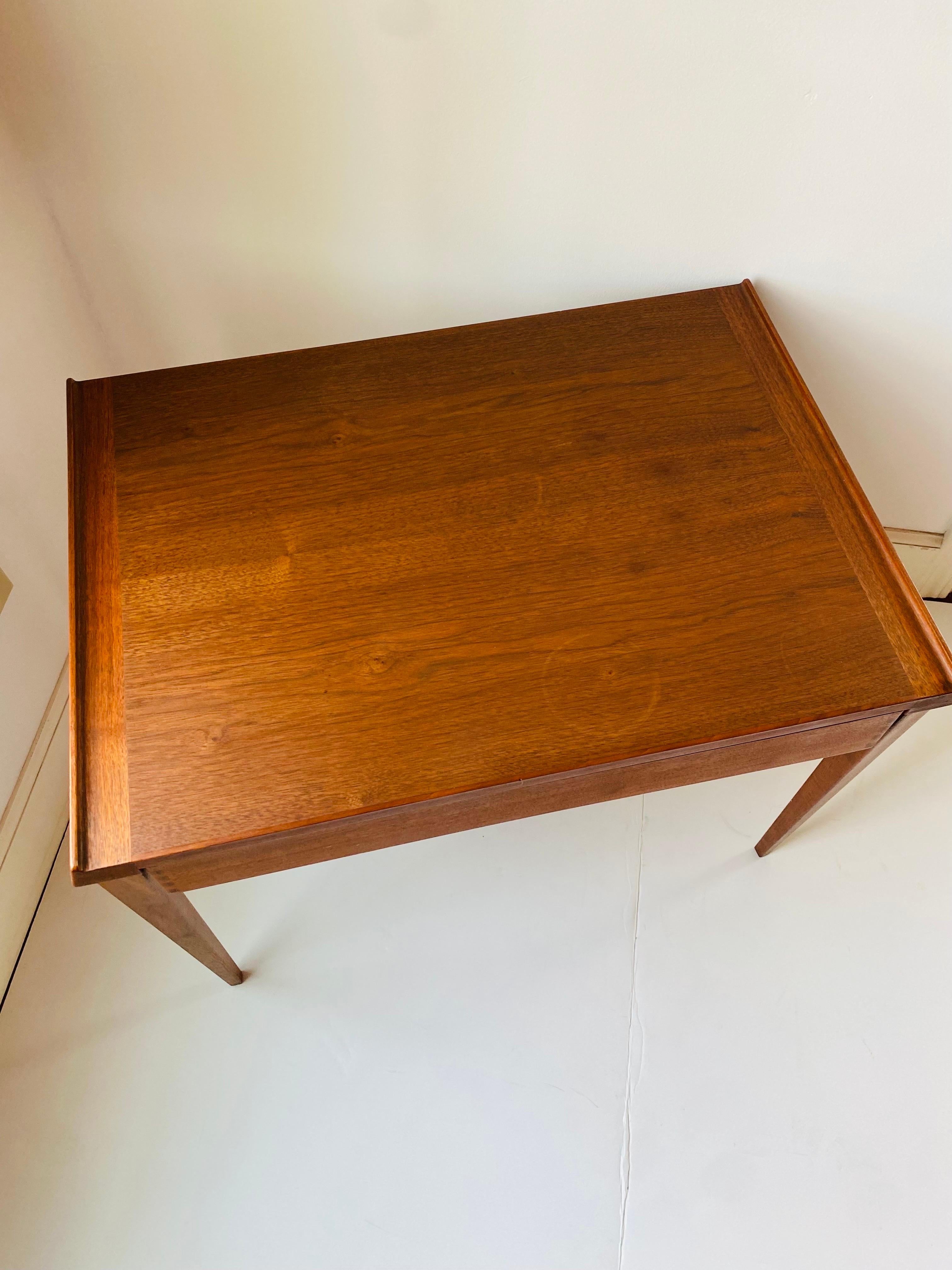 Raro tavolino in teak del 1960 di Moreddi Danmark in vendita 6