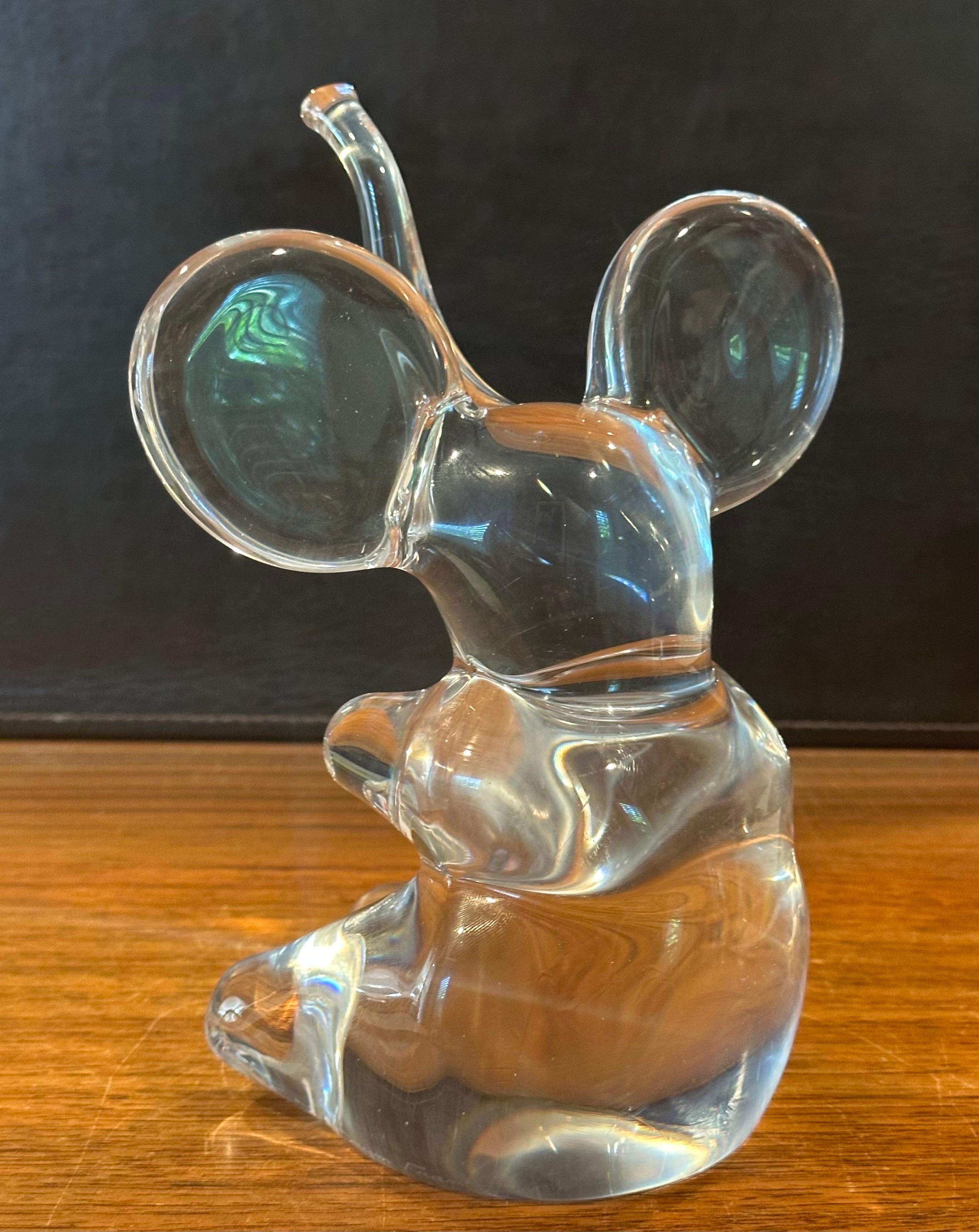 Scultura di Elefante seduto in vetro artistico trasparente di Daum, Francia in vendita 1