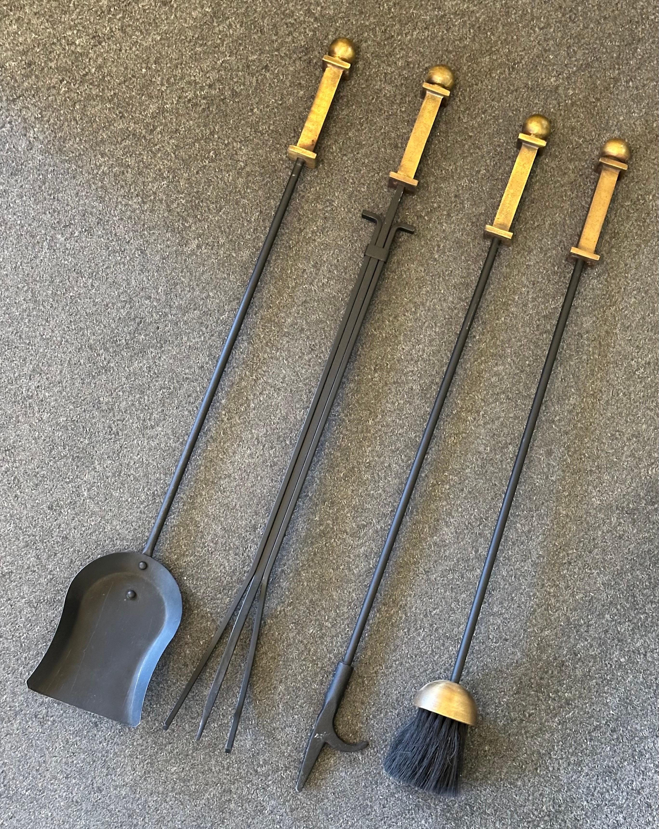Set of Four Hollywood Regency Fireplace Tools by Pilgrim Manufacturing In Good Condition For Sale In San Diego, CA