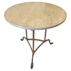 Table d'appoint italienne en marbre et or Guild