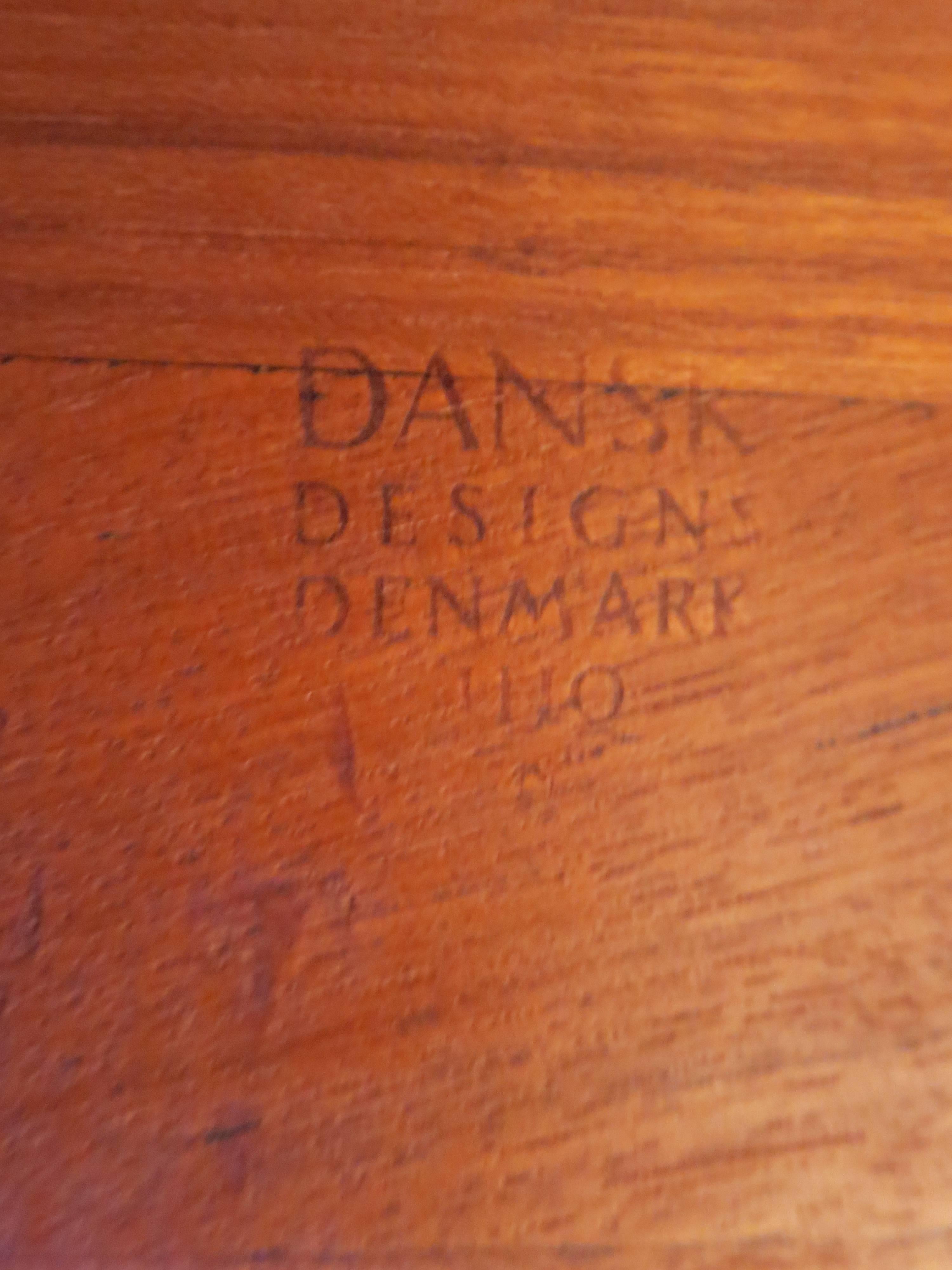 Danish Modern Large Solid Teak Cutting bBard Tray by Quistgaard for Dansk In Excellent Condition In San Diego, CA