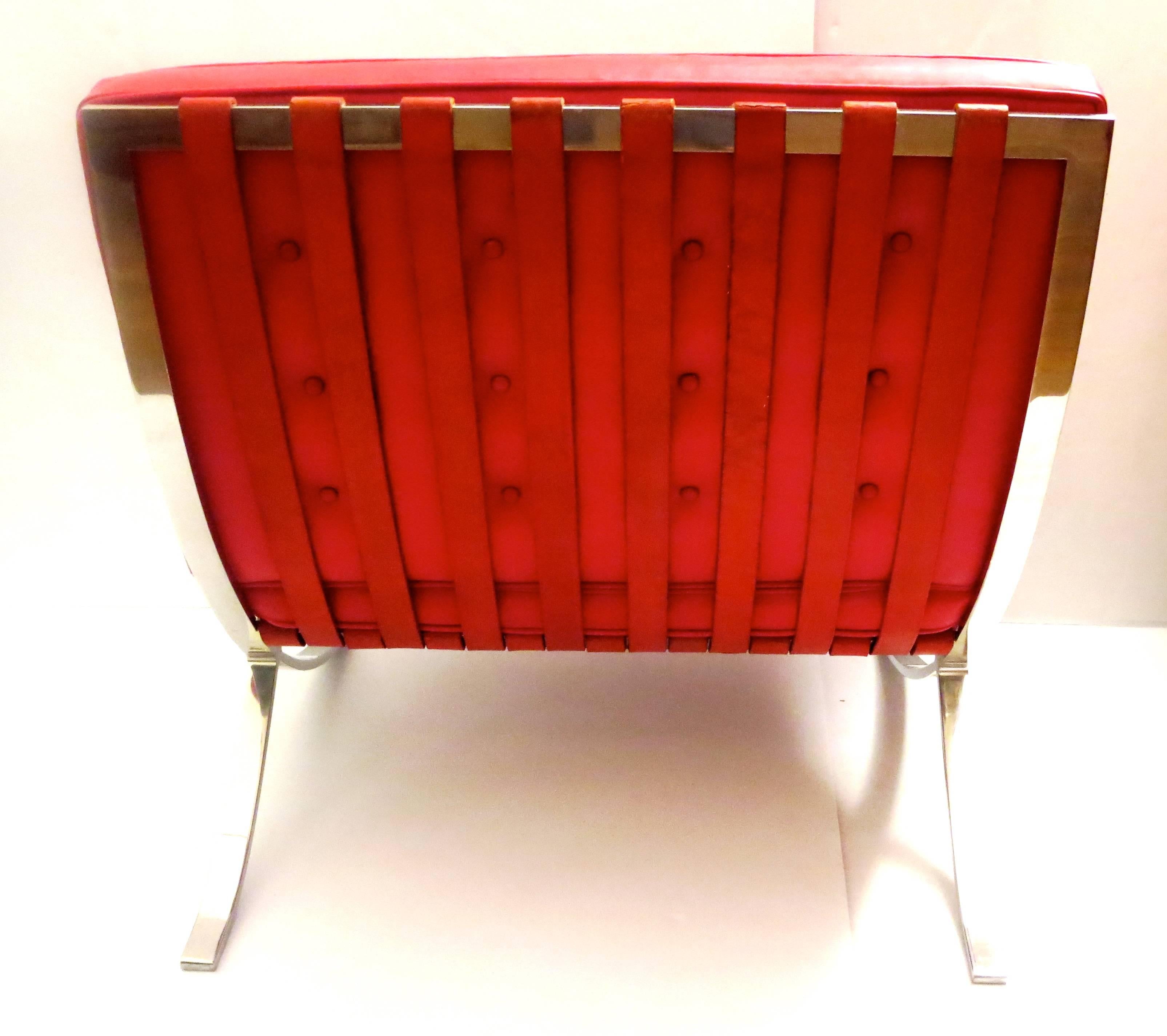 barcelona chair red