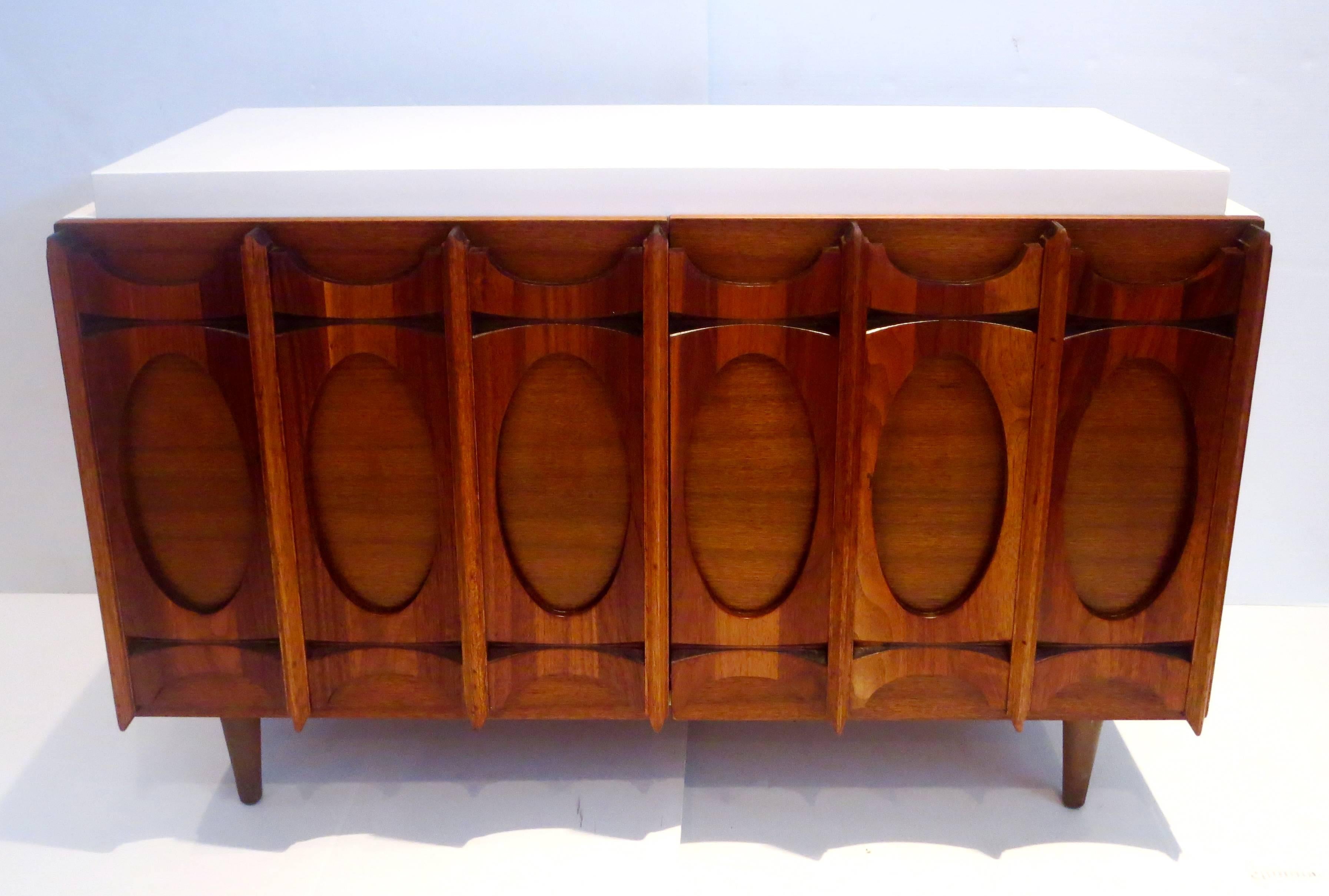 20th Century 1950s American Modern Cabinet with Sculpted Walnut Facade and White Lacquer