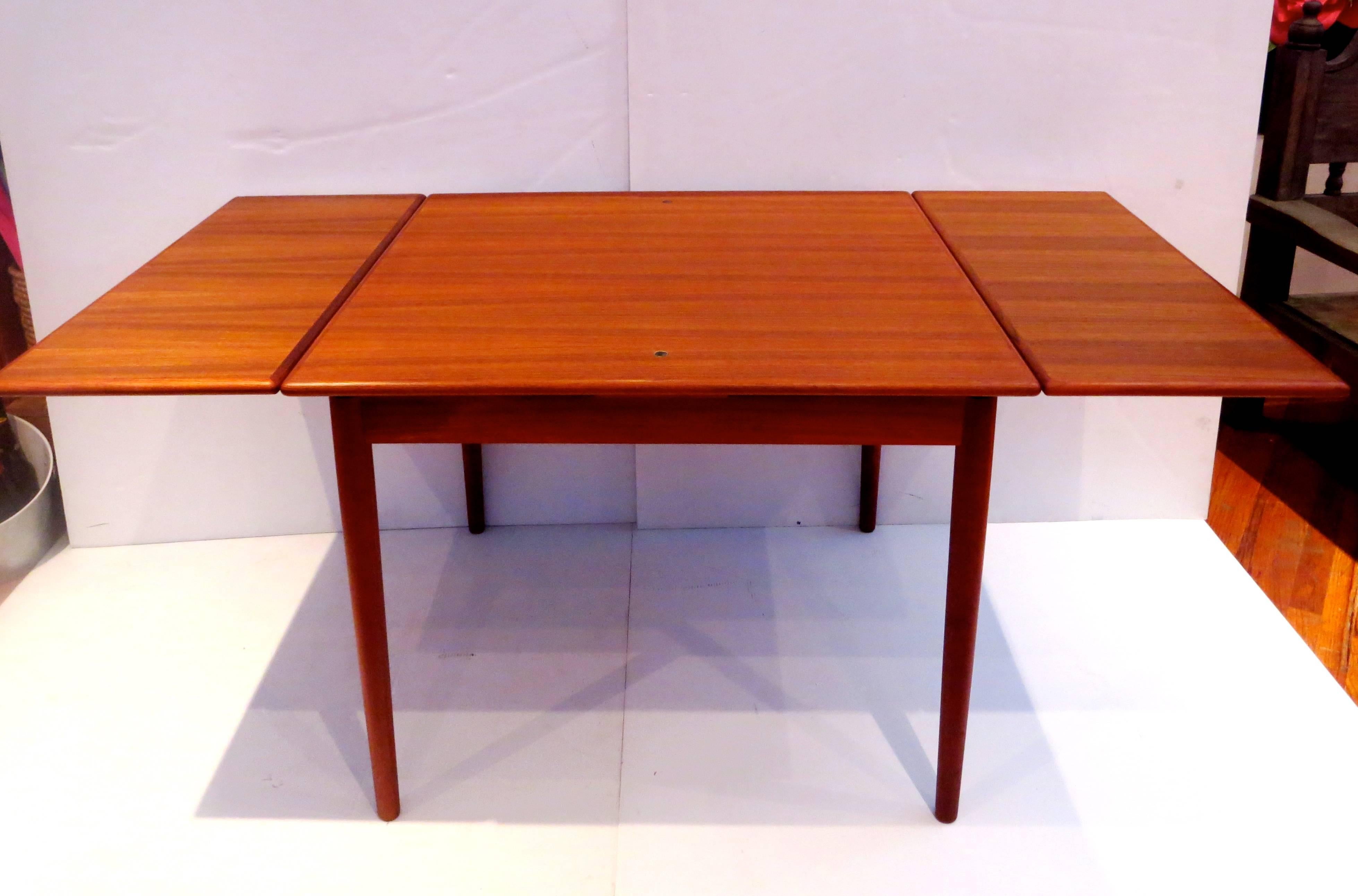 Georg Petersen Danish Modern Flip Top Teak & Leather Dining/Game Table 2 Leaves In Excellent Condition In San Diego, CA