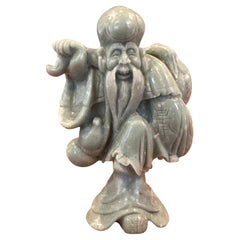 Figurina/scultura cinese ancestrale "Pescatore" in pietra di smeraldo