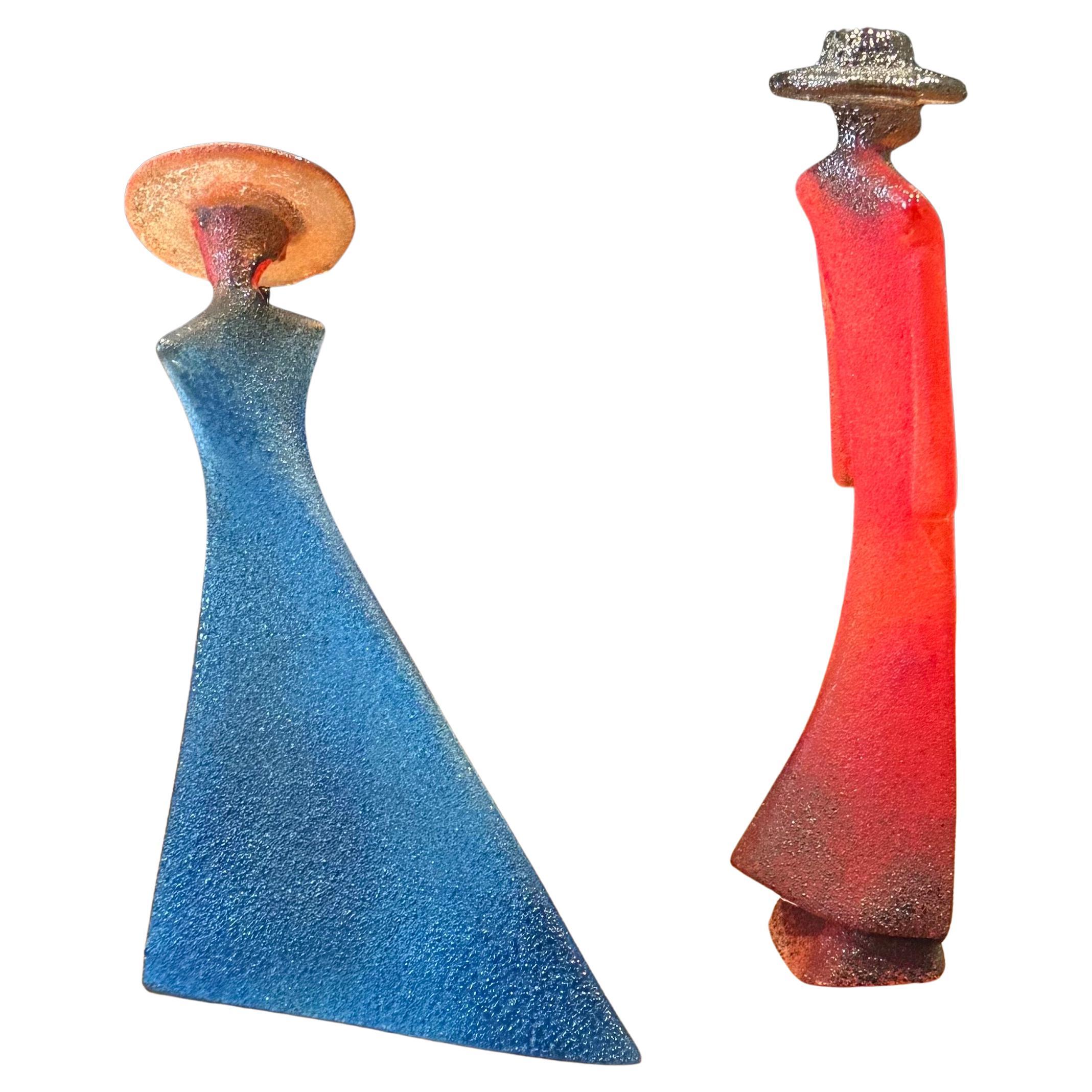 Una bella coppia di sculture / statuette in vetro artistico 