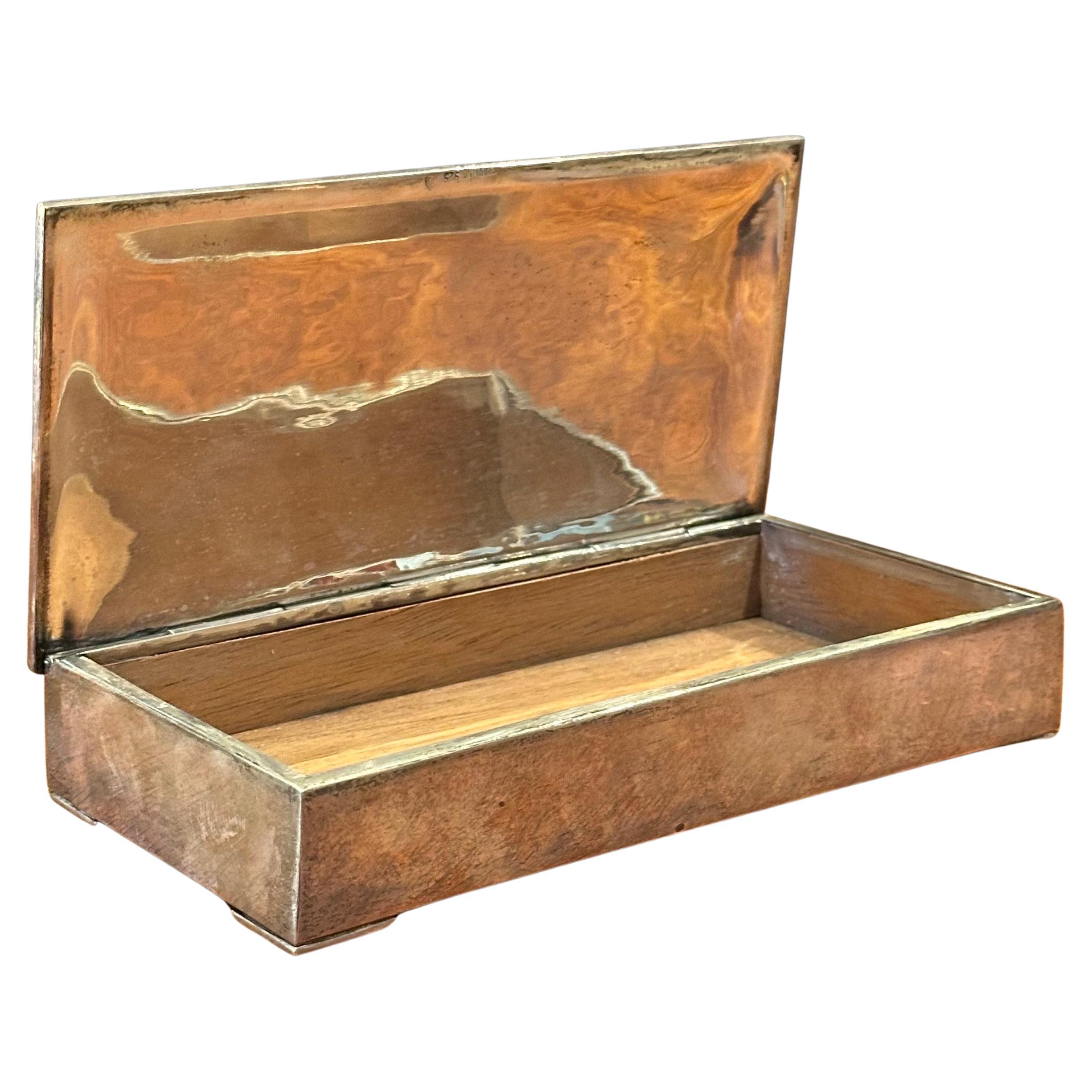 Portasigarette / Humidor d'epoca in argento Sterling In condizioni buone in vendita a San Diego, CA