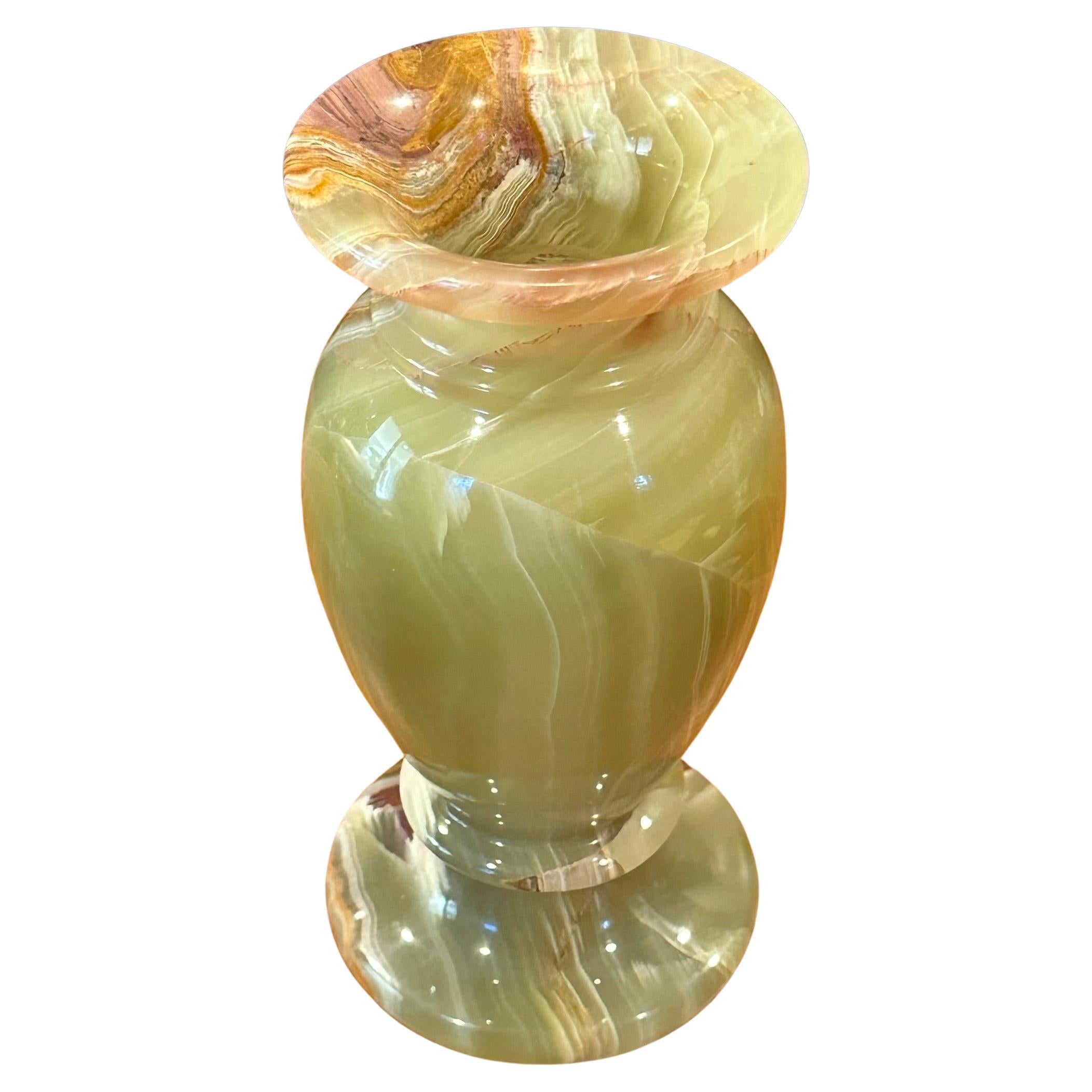 20ième siècle Vase en marbre italien post-moderne en vente