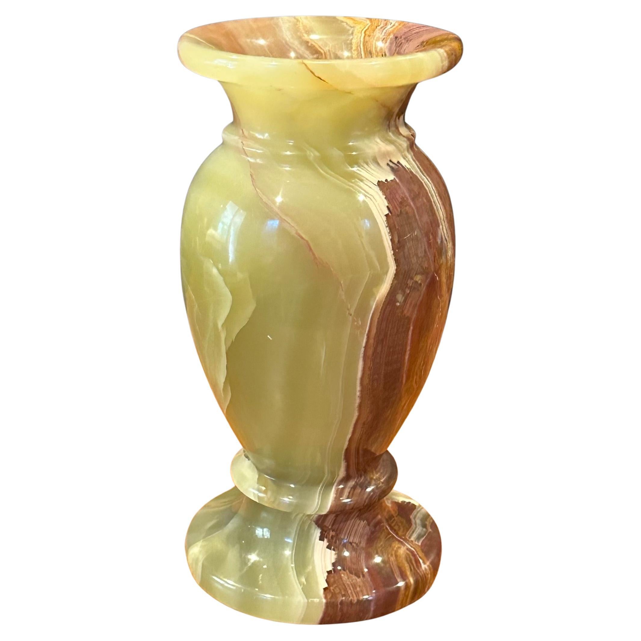 Postmoderne Vase en marbre italien post-moderne en vente