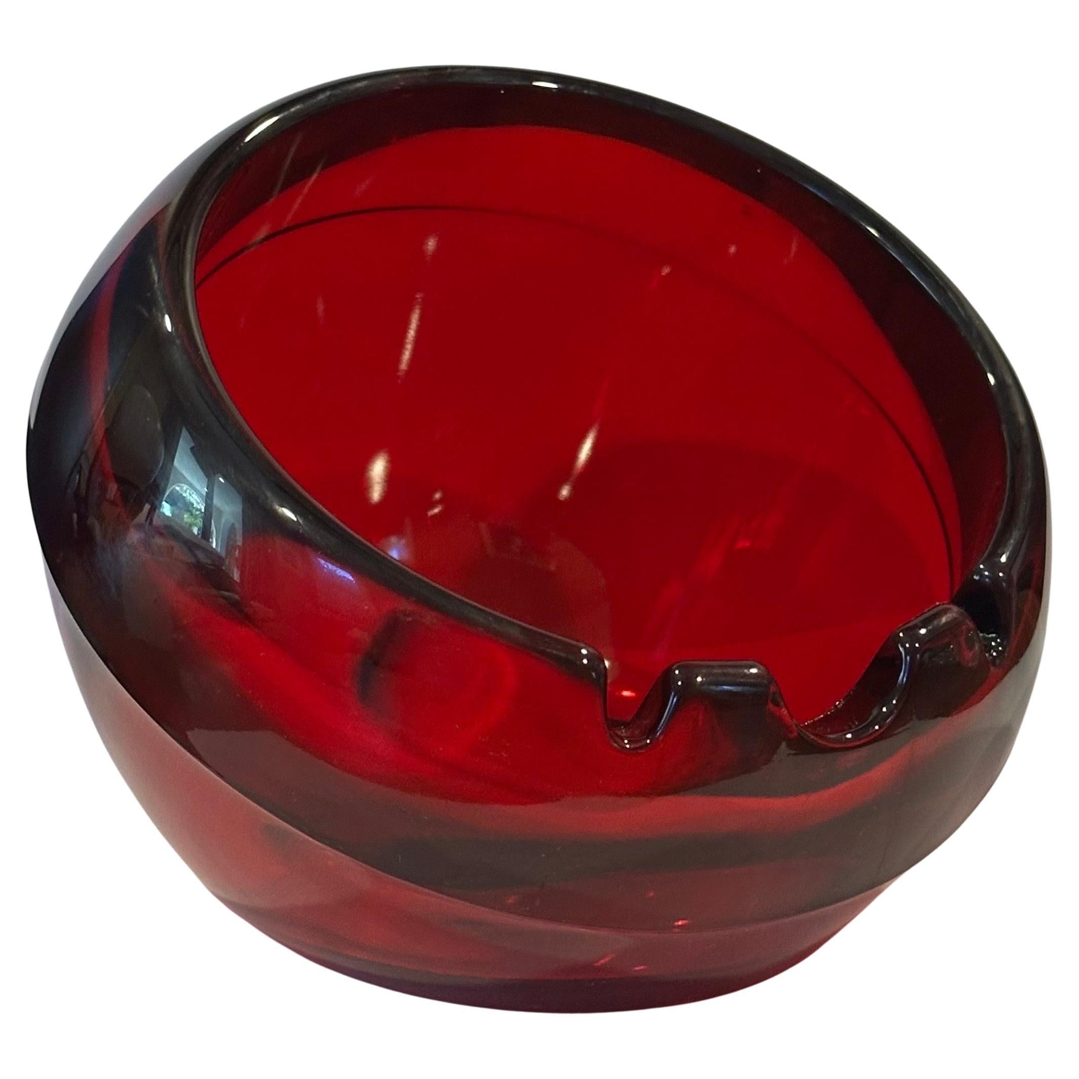 Striking "Atomic Orb" Art Glass Ashtray in Ruby Red by Viking Glass For Sale