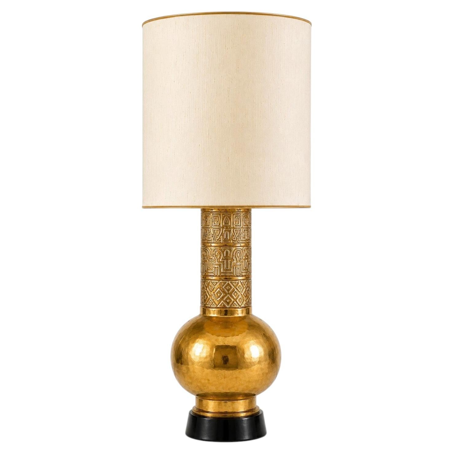 Lampe de table sculpturale en céramique « Stiffel » du milieu du siècle, couleur or, avec motifs géométriques