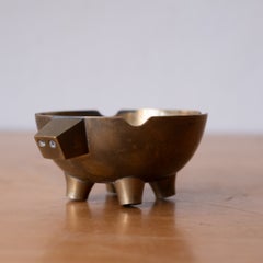 Vintage Mid-Century Modern Stylized Pig Ashtray or Catchall Trinket Bowl