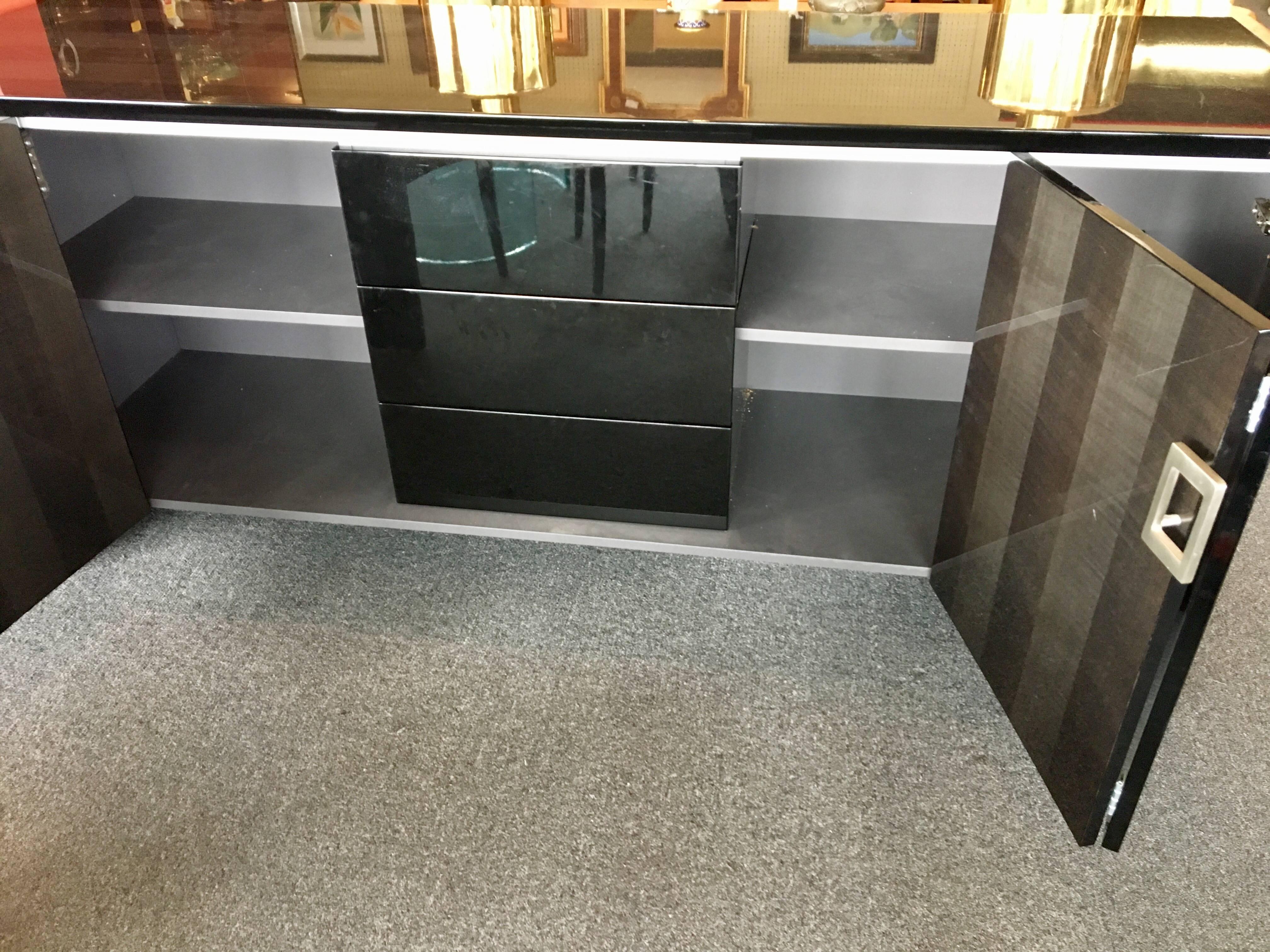 Post-Modern Postmodern Italian Credenza in Two Tone Gloss Lacquer Finish