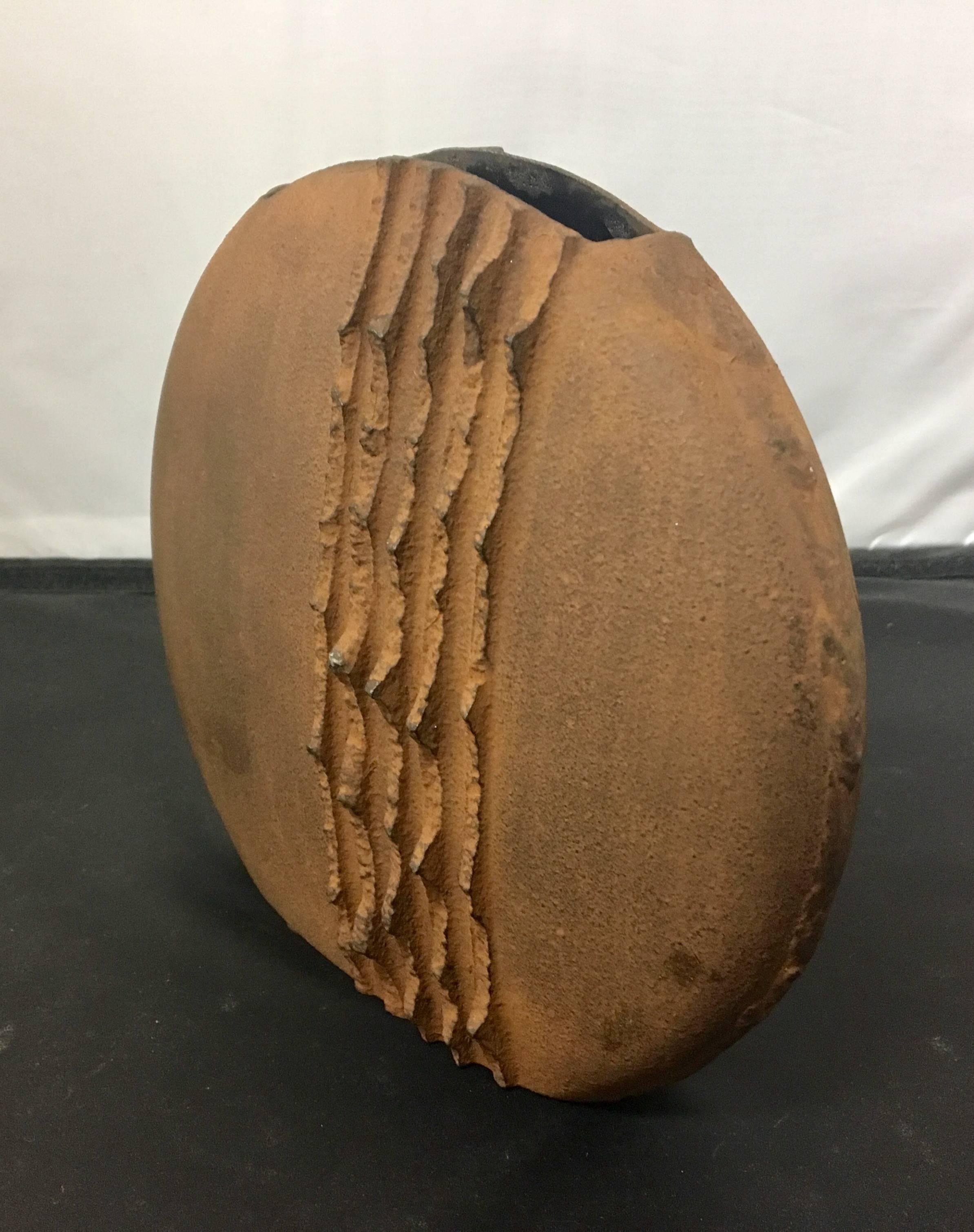 Japanese cast iron rustic vase by Hisanori Masuda of the Chushin Kobo Studio. Wonderful decorative piece with traditional styling.