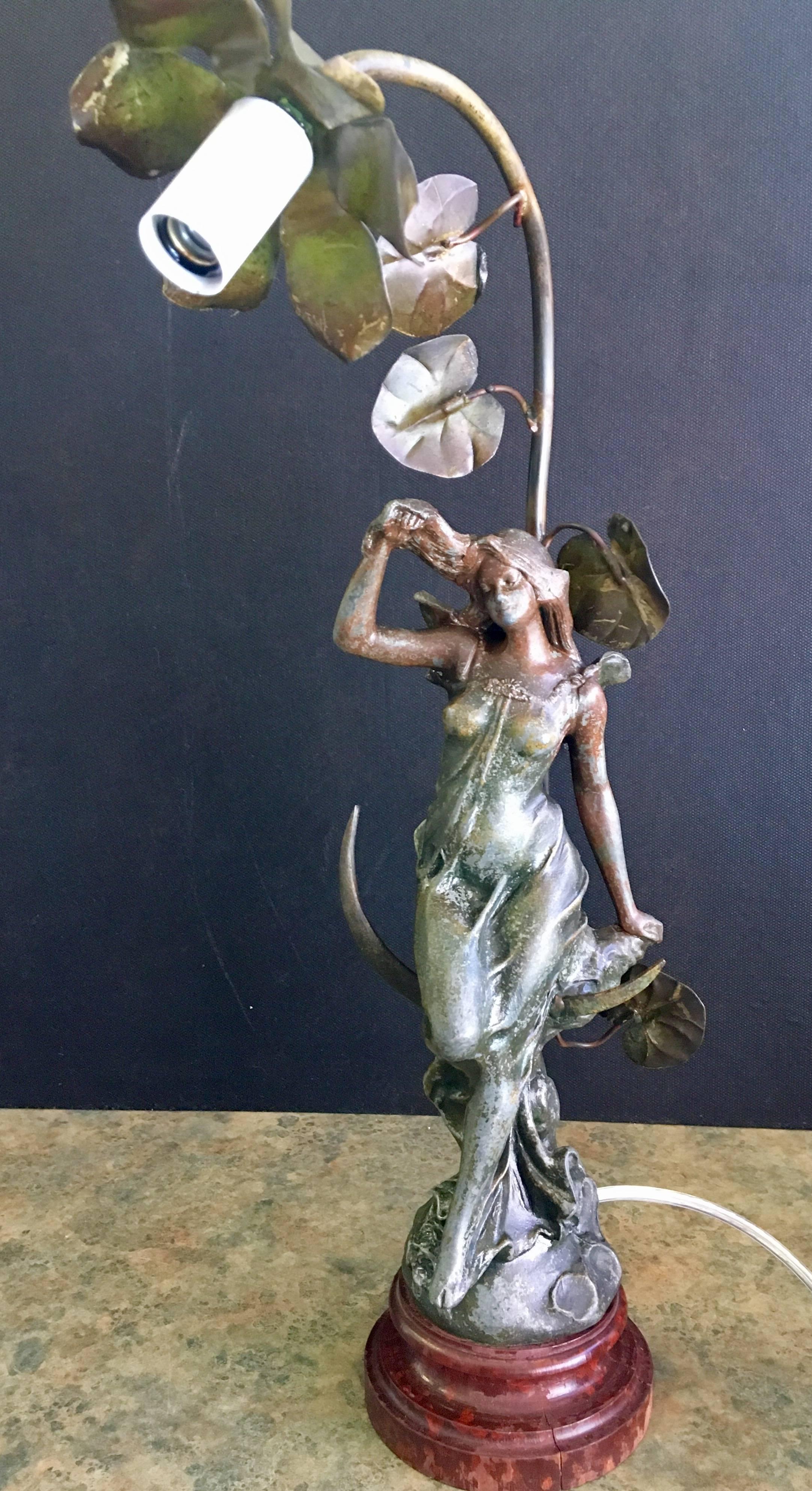 Rare Art Nouveau Lamp by Francois Moreau in Cast Metal Patinated Bronze Finish For Sale 4