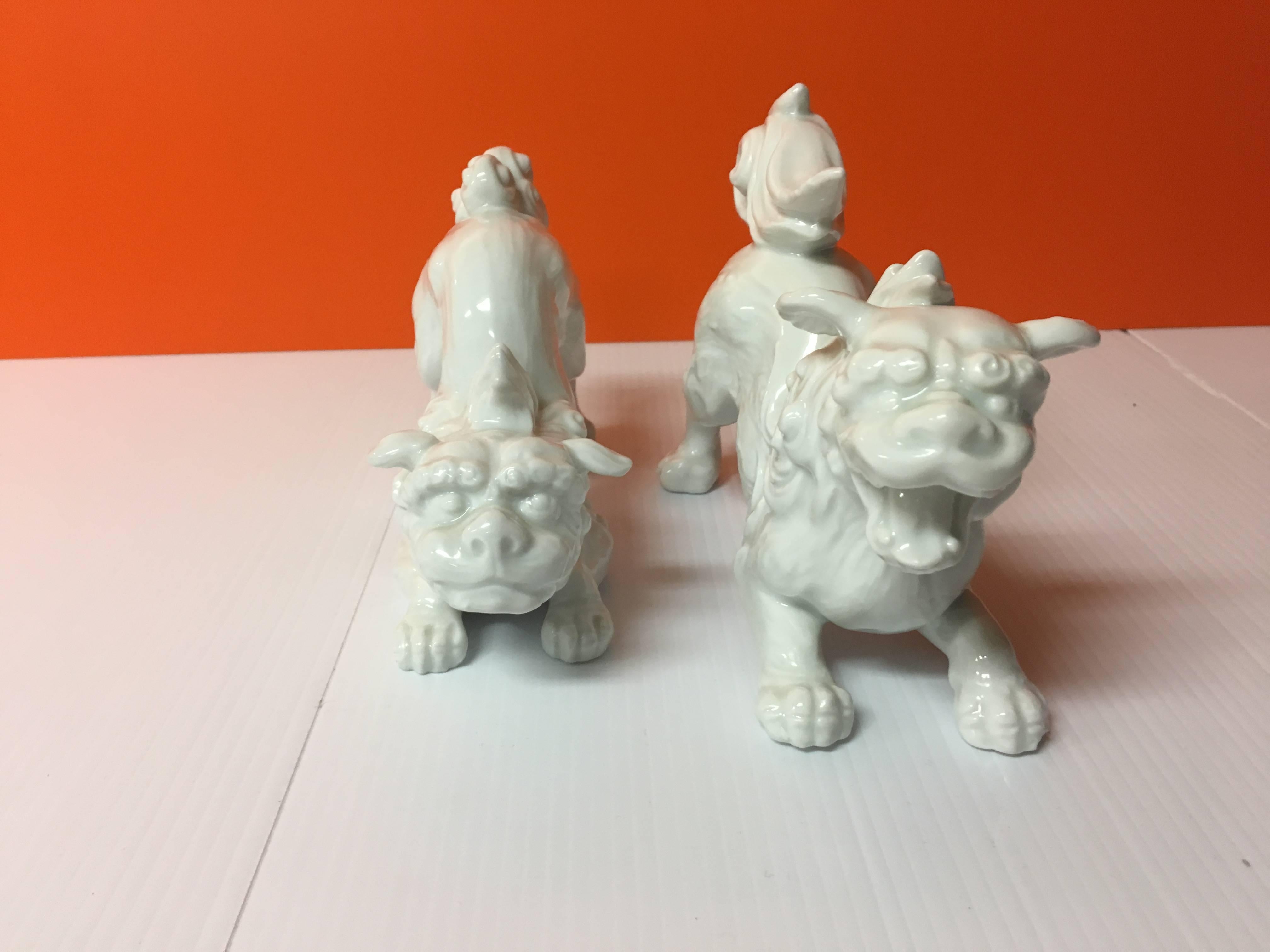 Hollywood Regency Rare Pair of White Porcelain Blanc De Chine Foo Shi Dogs by Fitz and Floyd