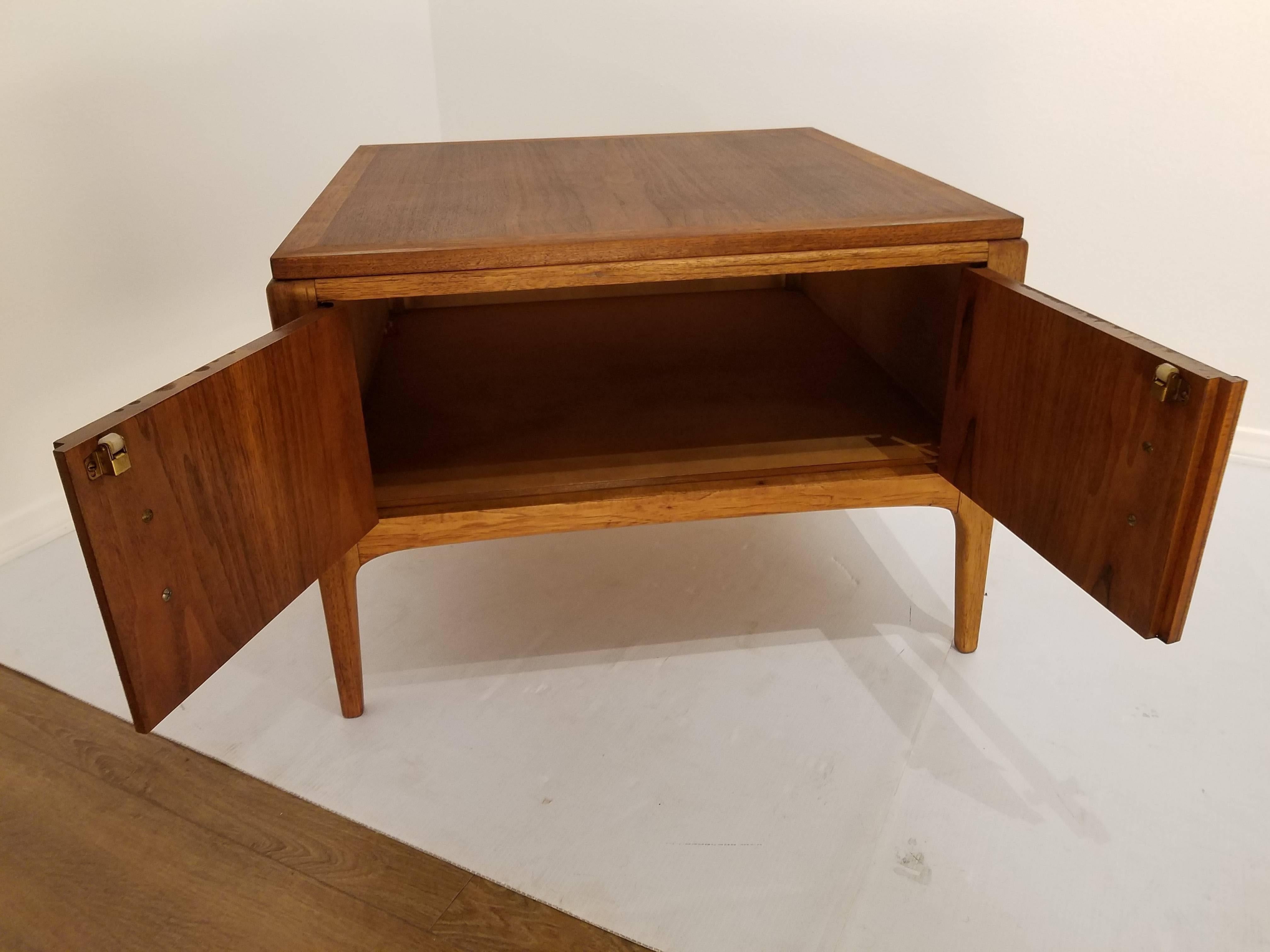 American Mid-Century Modern Square End Table Cabinet by Lane 2