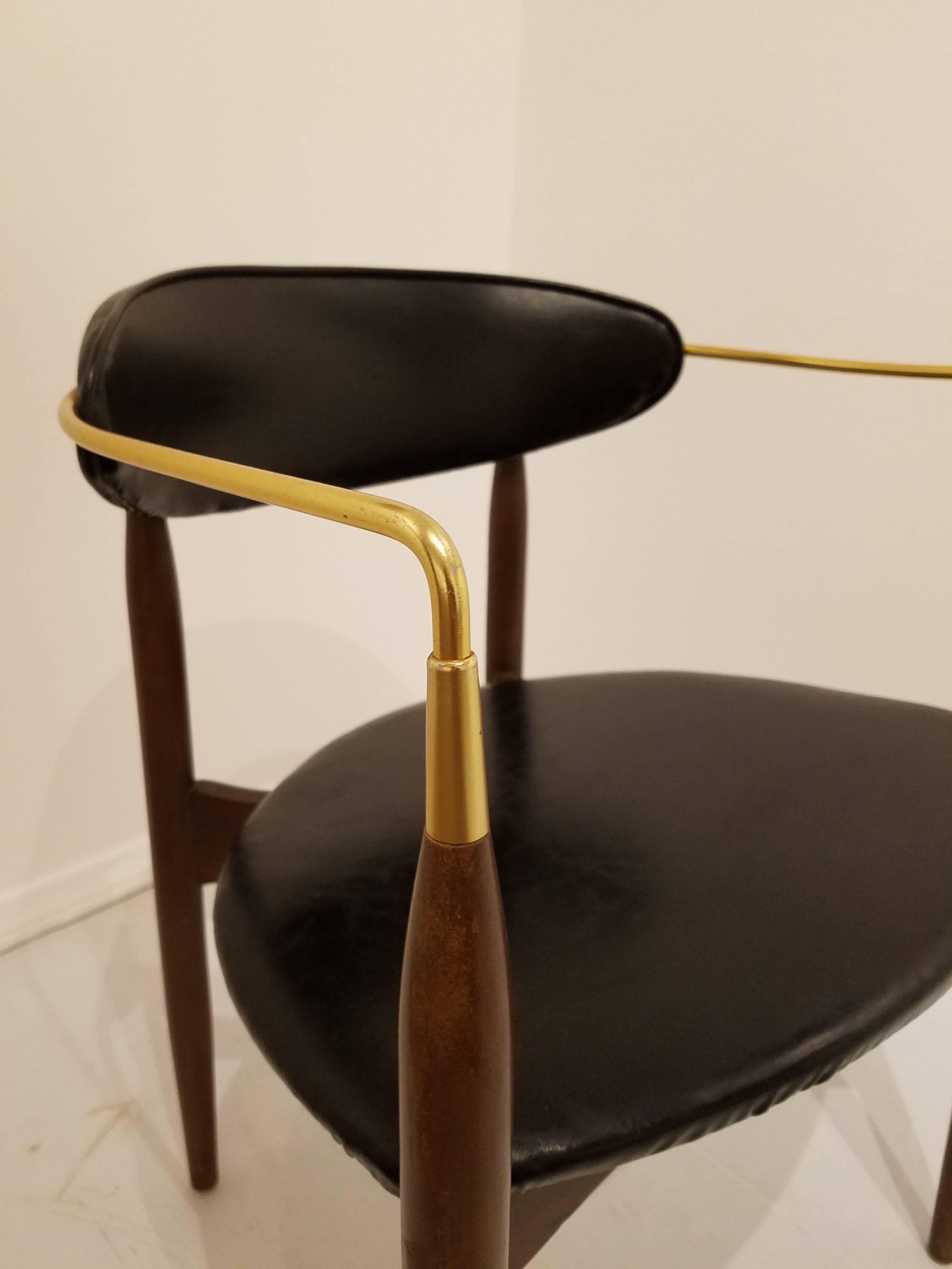 Mid-Century Modern Single Viscount Armchair by Dan Johnson In Good Condition In San Diego, CA