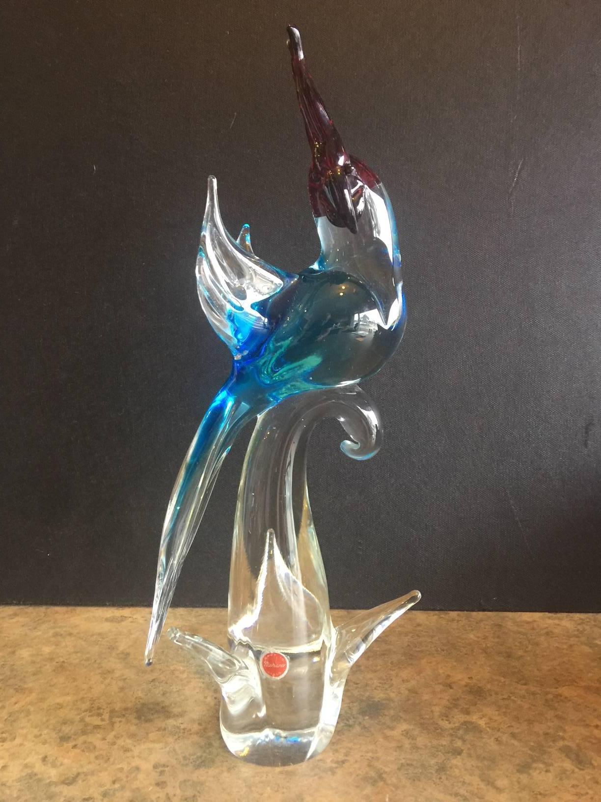 Stylish Cockatoo or Bird Art Glass Sculpture by Murano Glass, circa 1960s In Excellent Condition For Sale In San Diego, CA