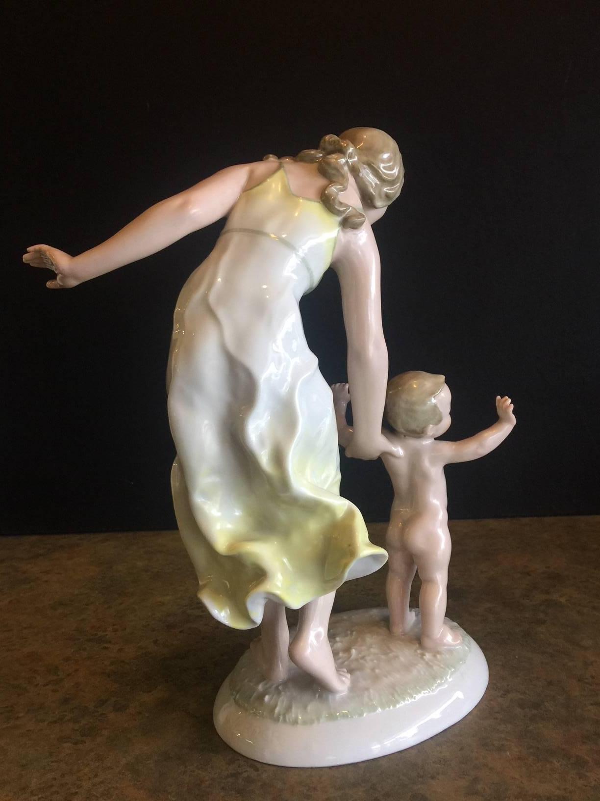 German Vintage Mother & Child Porcelain Figurine by Hutschenruether Rare U.S. Zone