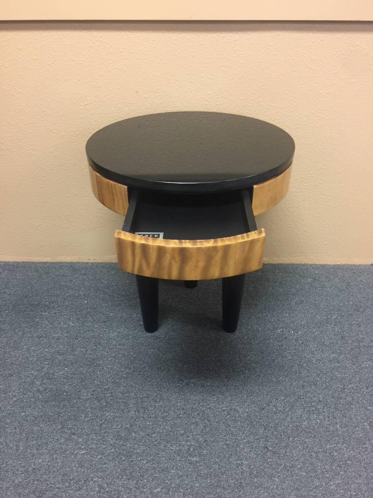 Memphis Style Marble and Lacquered Wood Three-Legged Side Table, Pace Collection In Excellent Condition In San Diego, CA