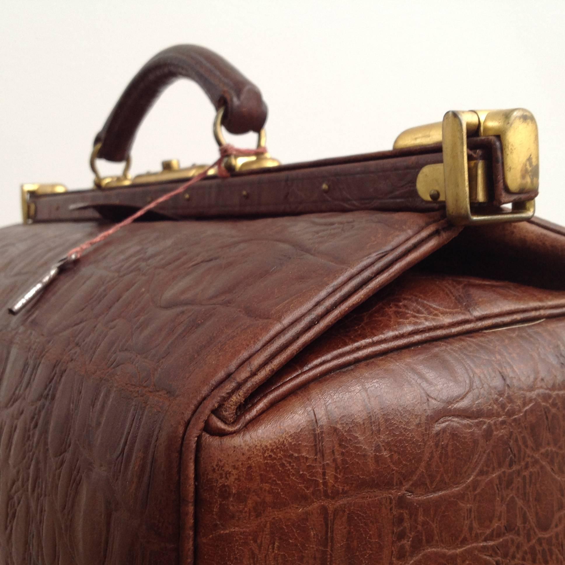 Belle Époque Gorgeous Doctor's Bag with Crocodile Pattern, like New, 1930