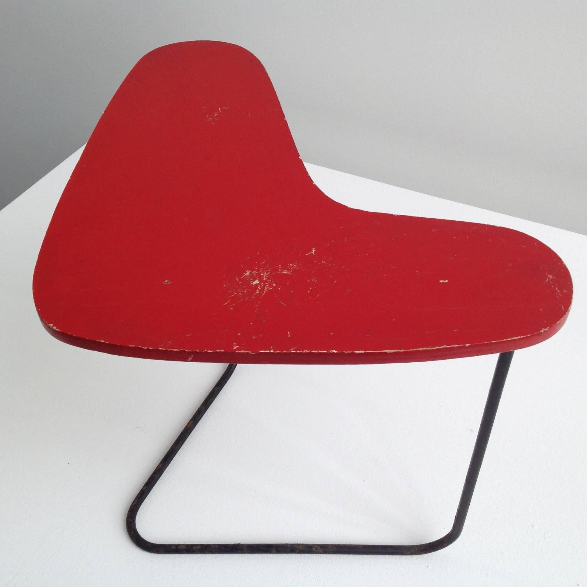 Old First Edition of G1 Boomerang Table by Willy Van Der Meeren, 1954 For Sale 2