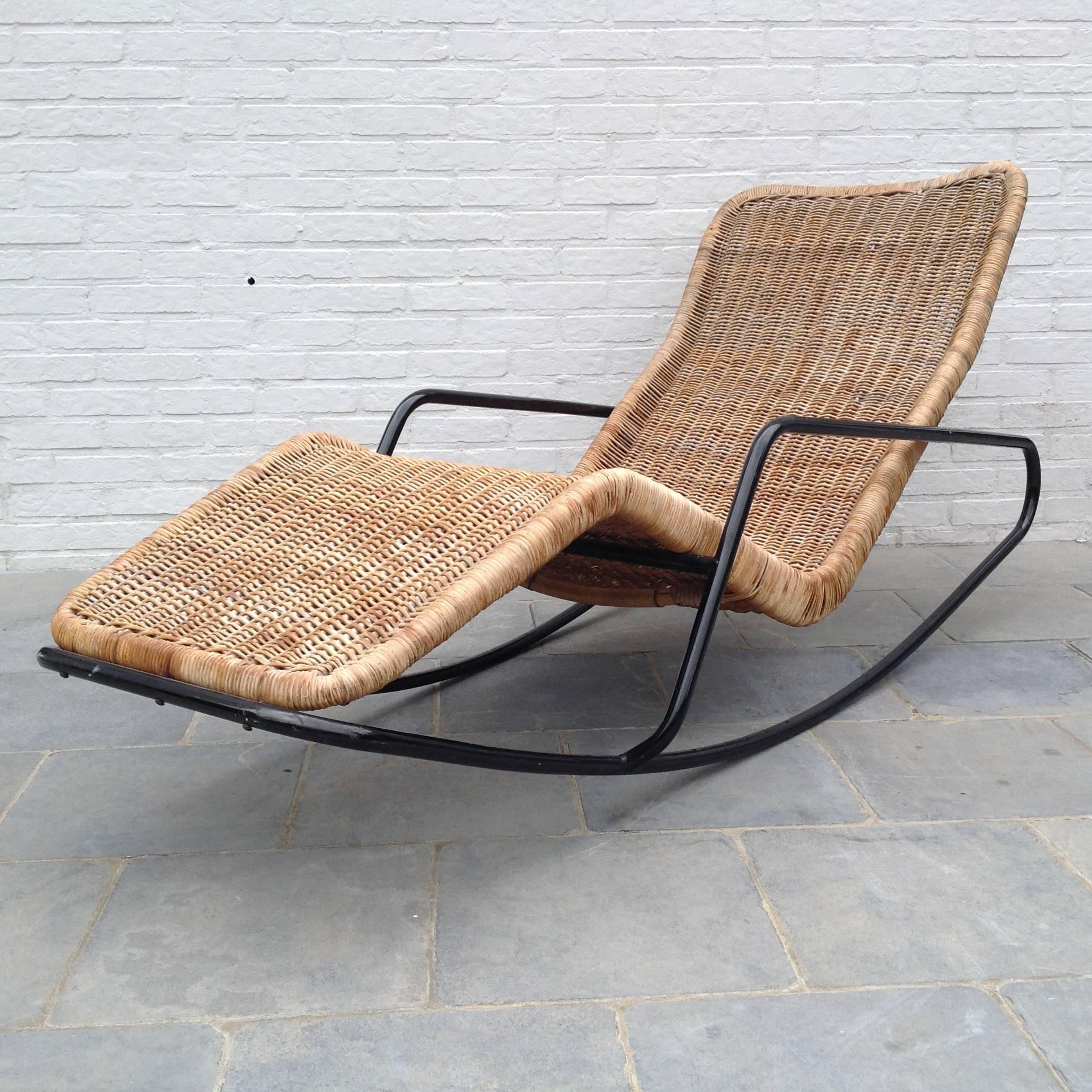Mid-20th Century Very Rare Rocking Chaise Longue in Cane by Dirk Van Sliedrecht
