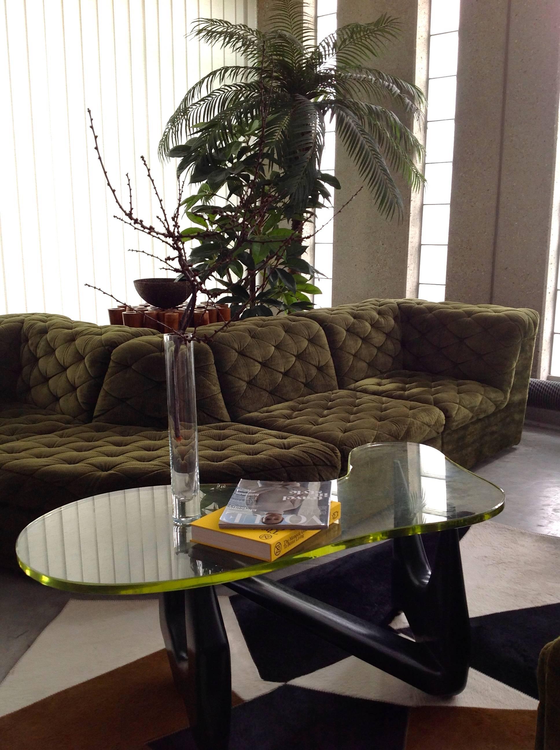 Modular Sofa with Snake Pattern in Beautiful Grass Green Velvet, Top Condition 3