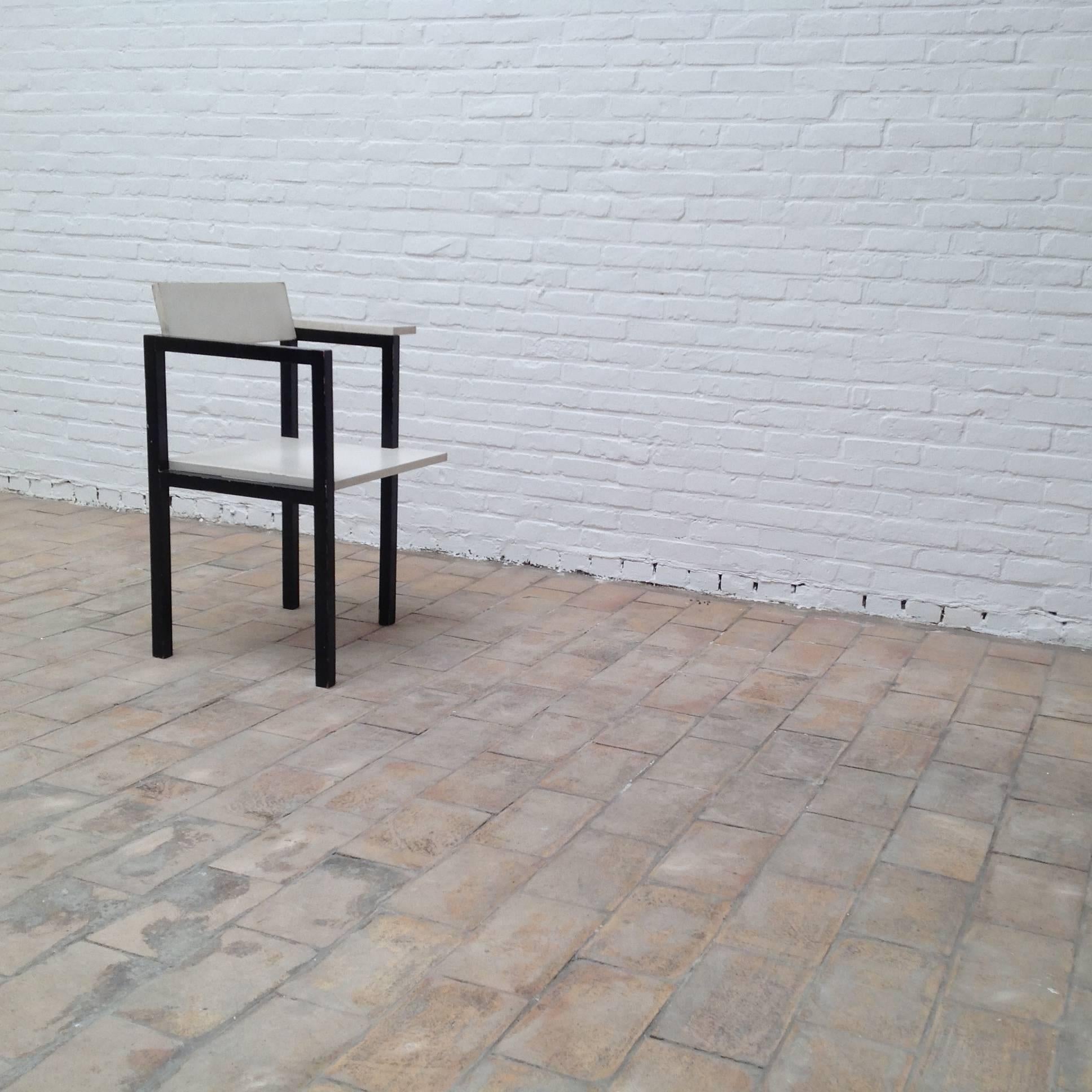 Very Rare and Unknown One-Off Chair by Gerrit Rietveld For Sale 2
