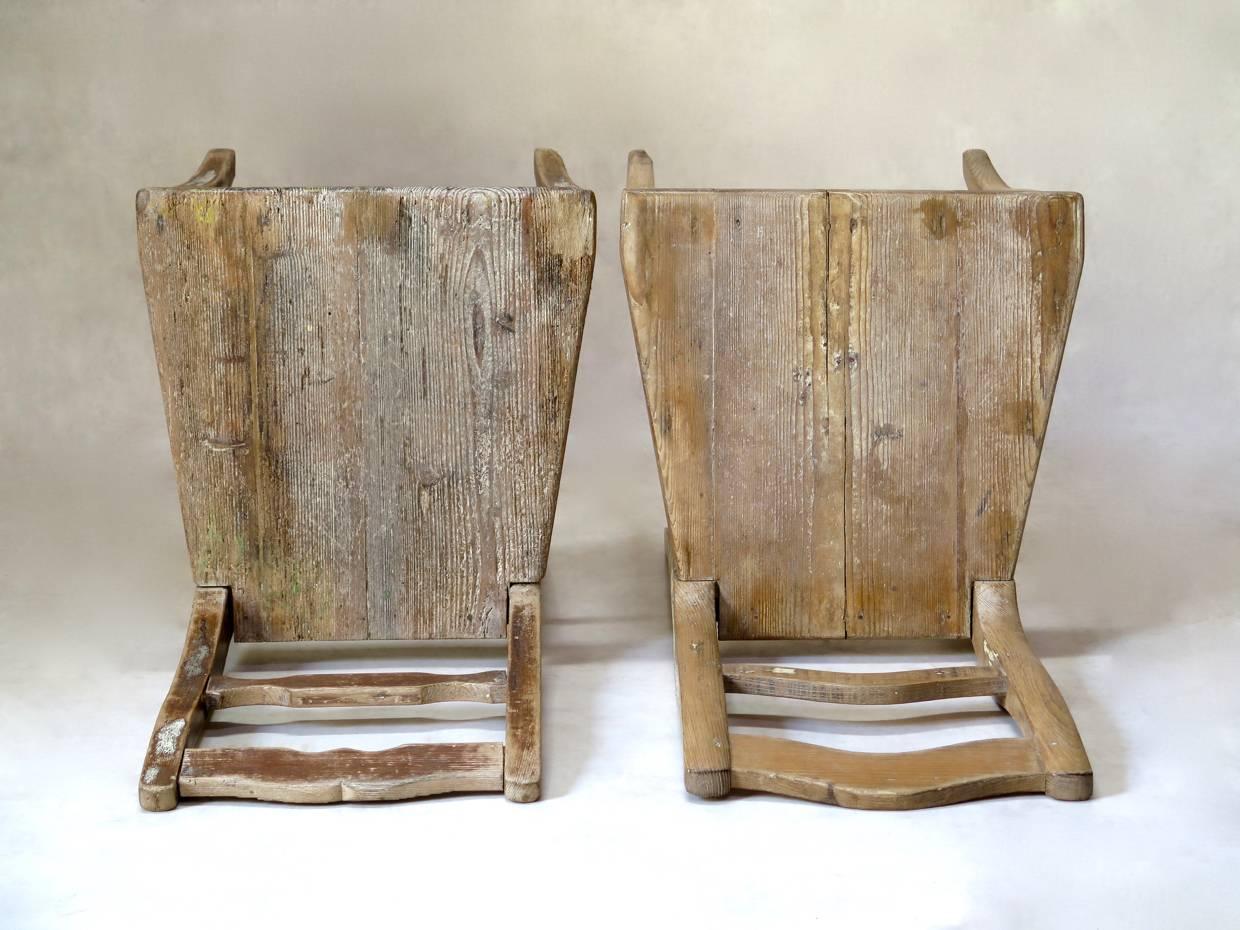 Faux-Pair of Rustic Pine Chairs, France, 19th Century For Sale 3