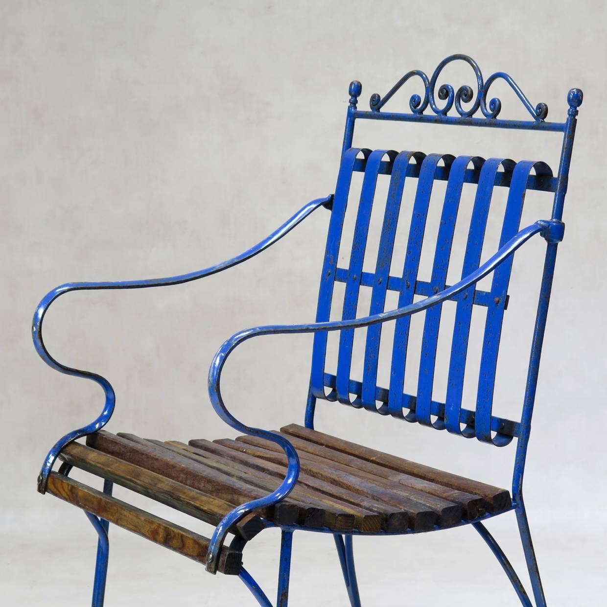 Lovely French 1930s Wrought Iron and Wood Garden Table with Four Armchairs For Sale 2