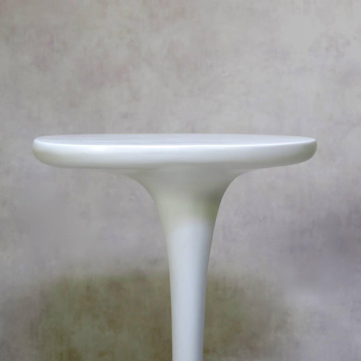 French Bulbous Free-Form Pedestal Table, France, circa 1960s