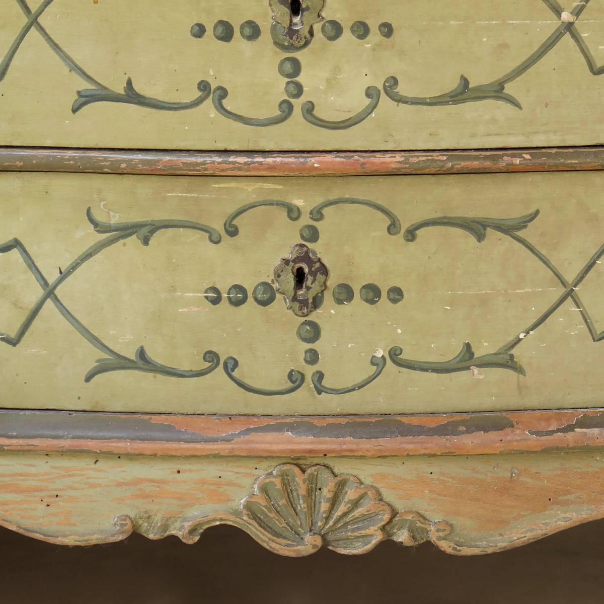 Italian Louis XV Style 1940s Chest of Drawers 2