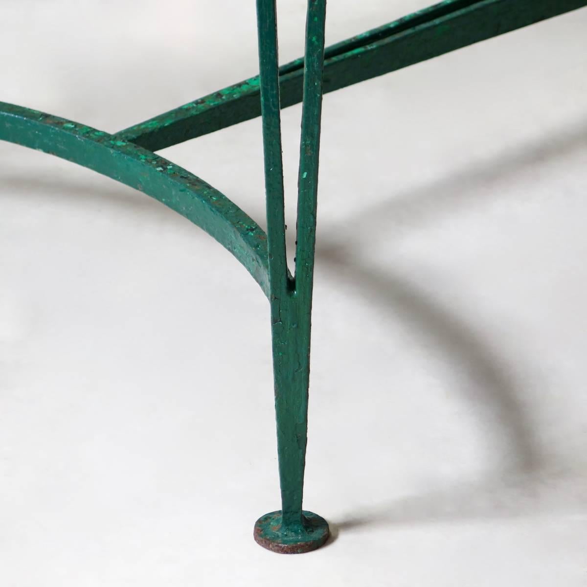 French 1940s Art Deco Iron and Granite Table For Sale 2