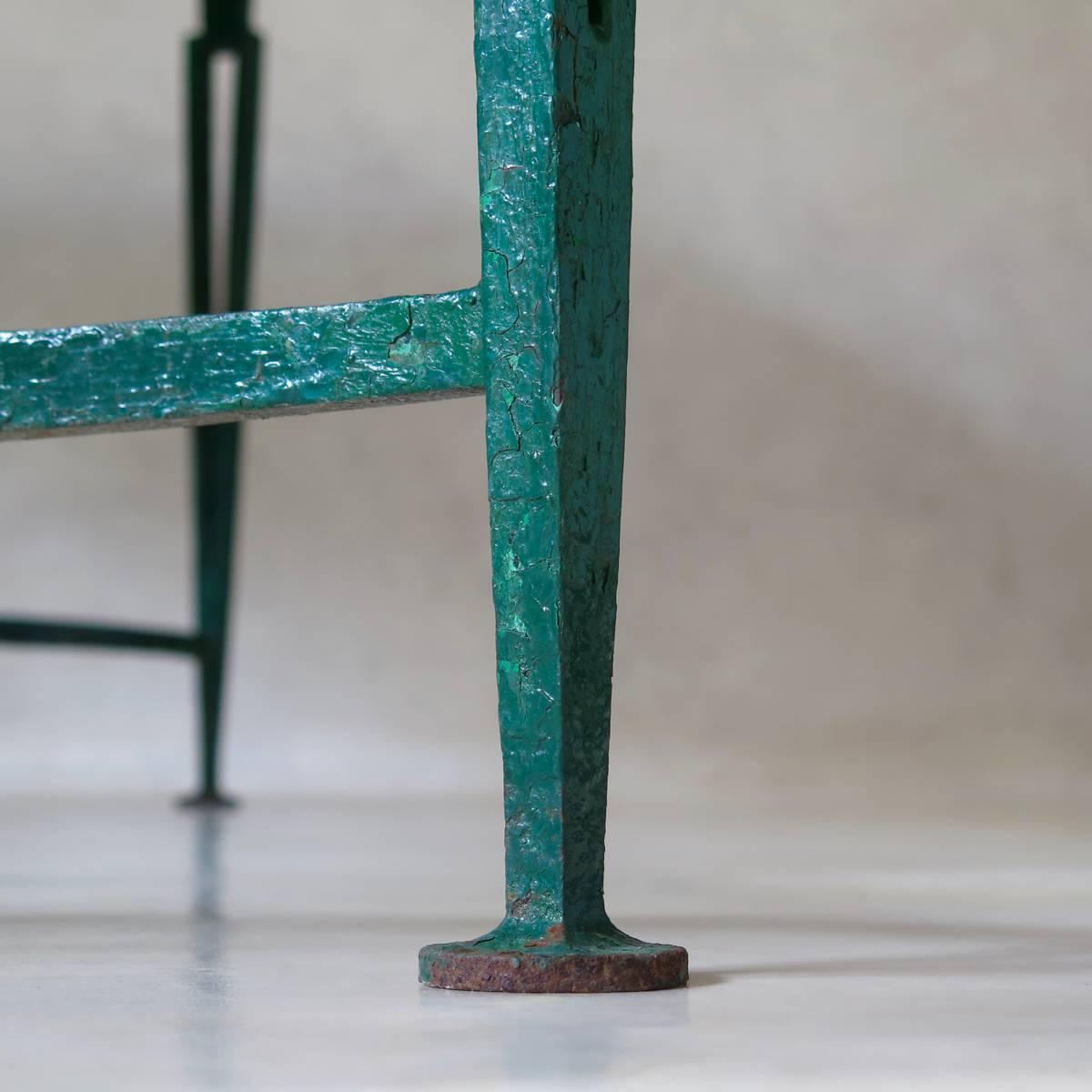 Art-déco-Tisch aus Eisen und Granit aus den 1940er Jahren im Angebot 2