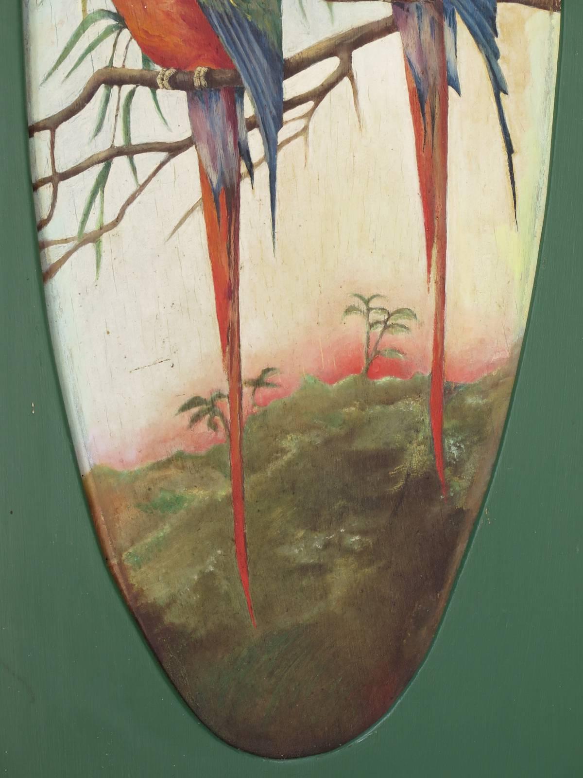 Paire de peintures décoratives de perroquets, France, vers les années 1920 en vente 2