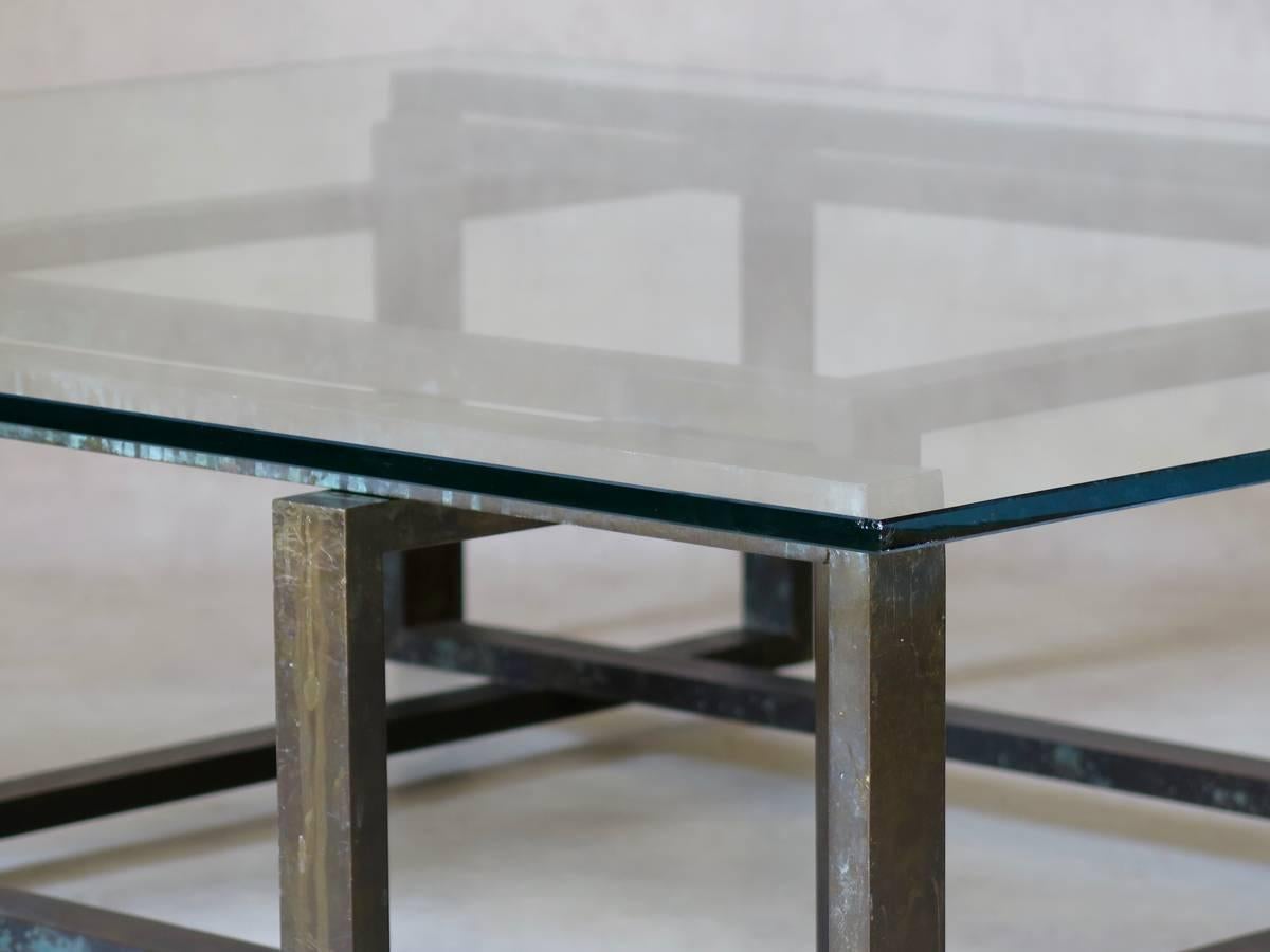 20ième siècle Grande table basse en laiton et verre, France, vers les années 1950 en vente